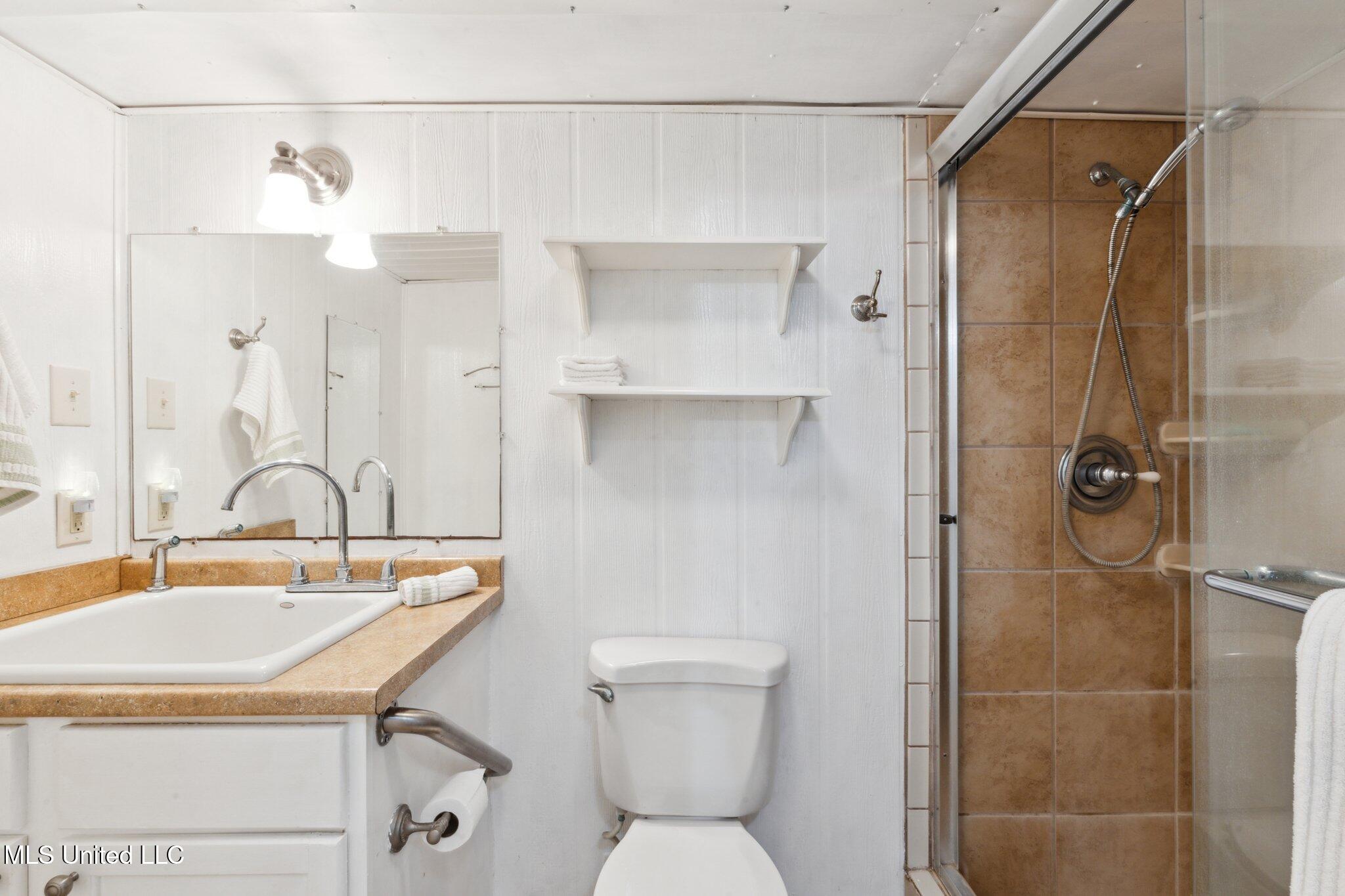 112 Dogwood Lane Property Photo 6