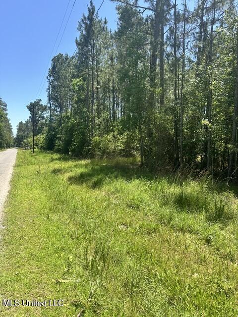 7125 Bayside Drive Property Photo 6
