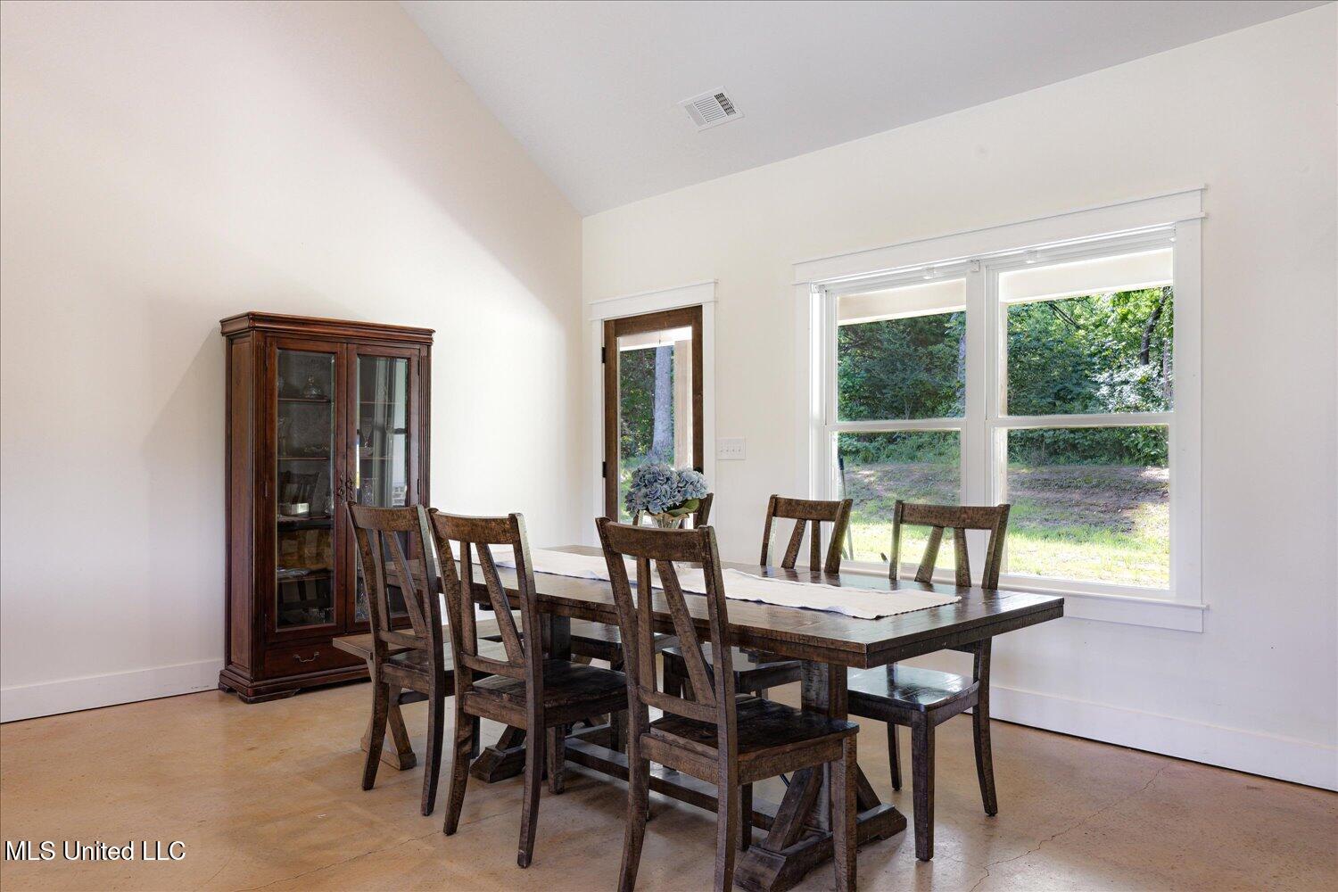 335 Aaron Road Property Photo 15