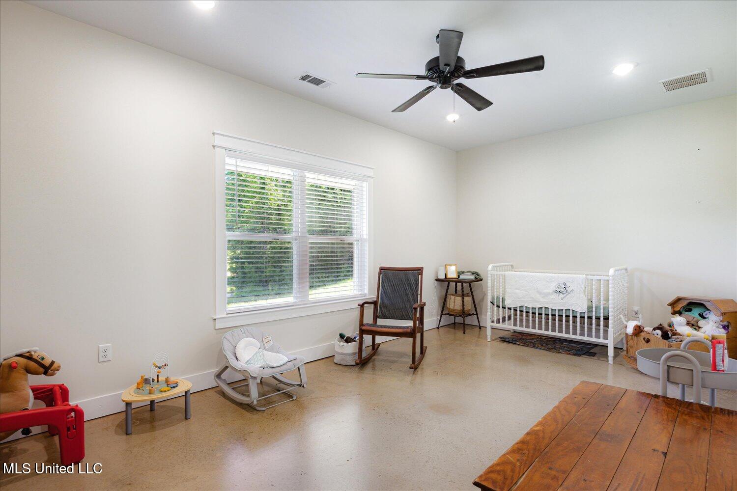 335 Aaron Road Property Photo 19