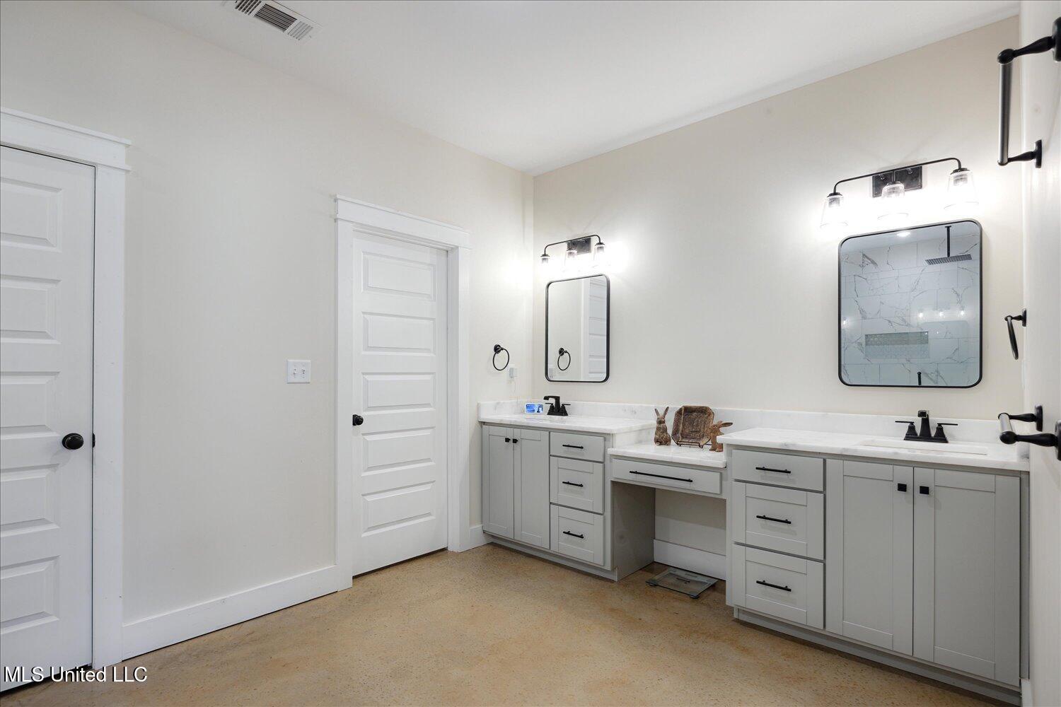 335 Aaron Road Property Photo 21