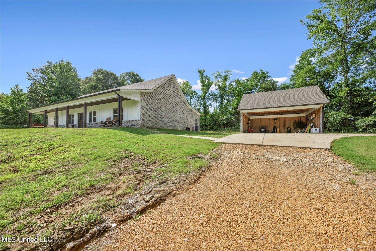 335 Aaron Road Property Photo 33