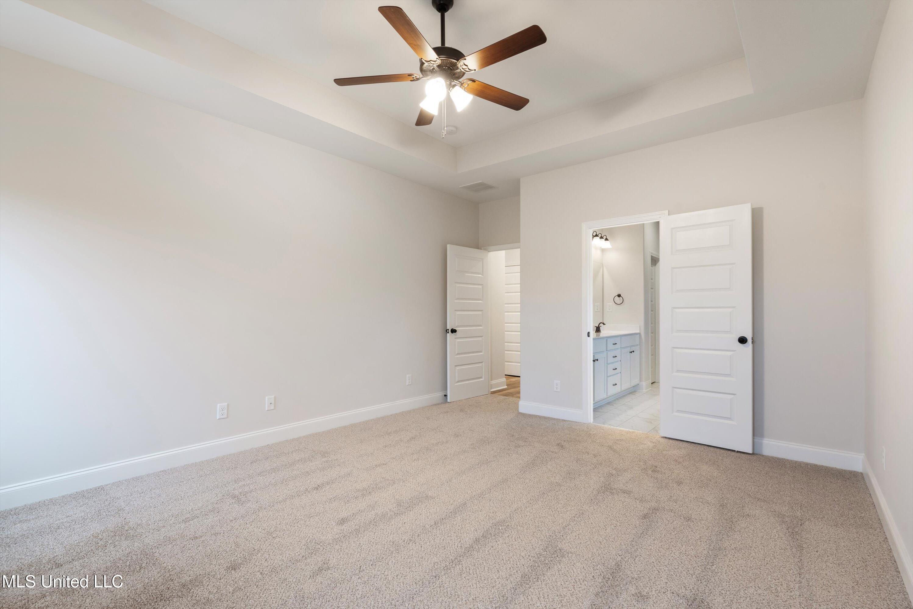 748 Lucas Lane Property Photo 17