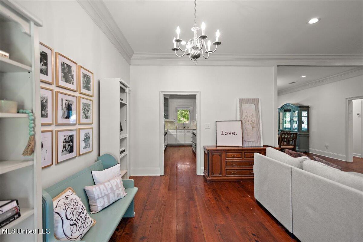 2003 Canterbury Place West Property Photo 11