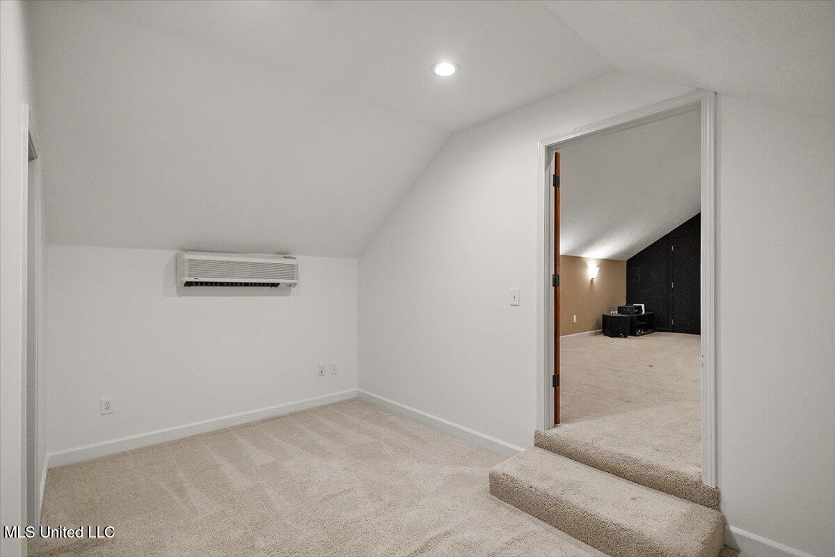2003 Canterbury Place West Property Photo 48