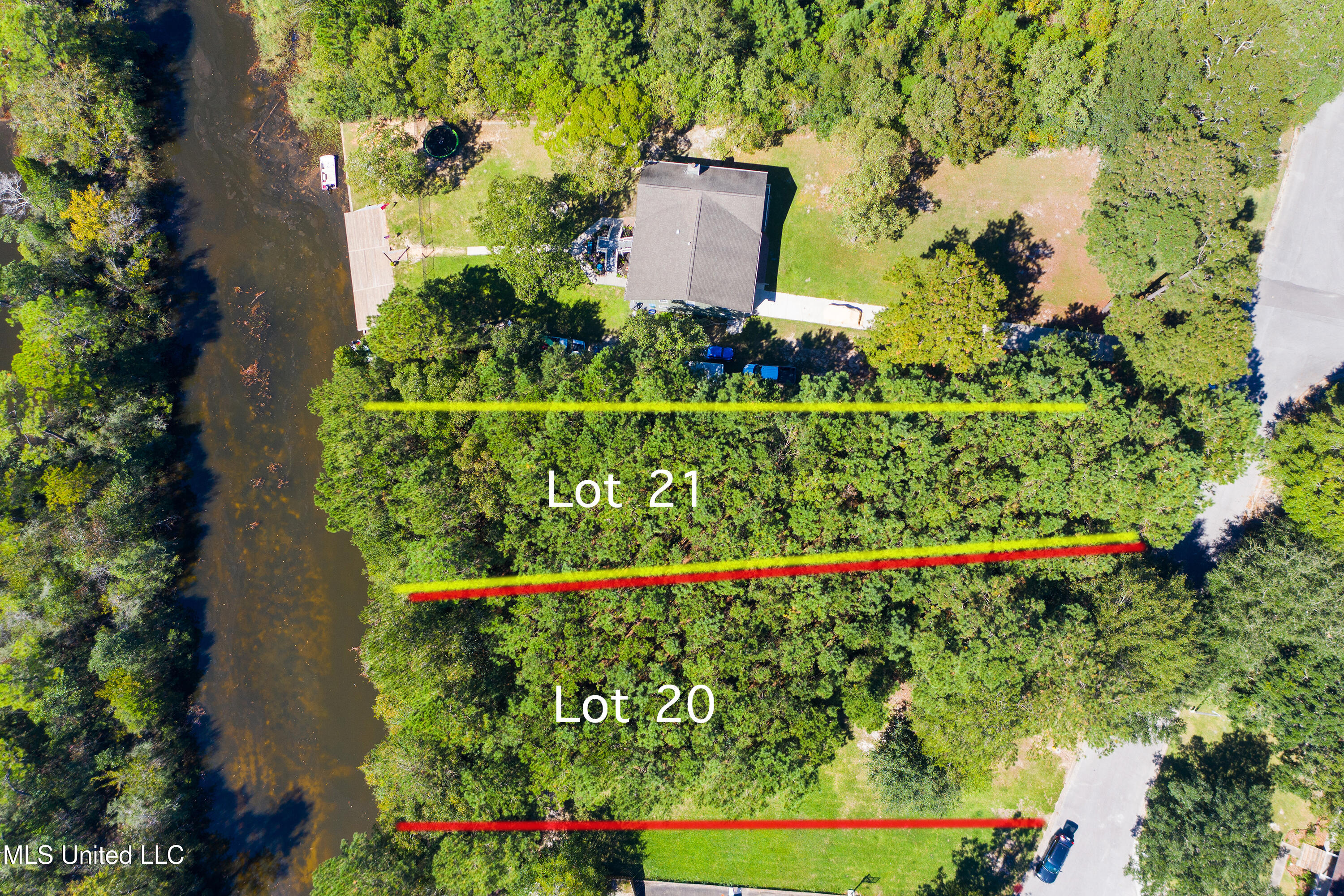 Creek Drive Property Photo 7