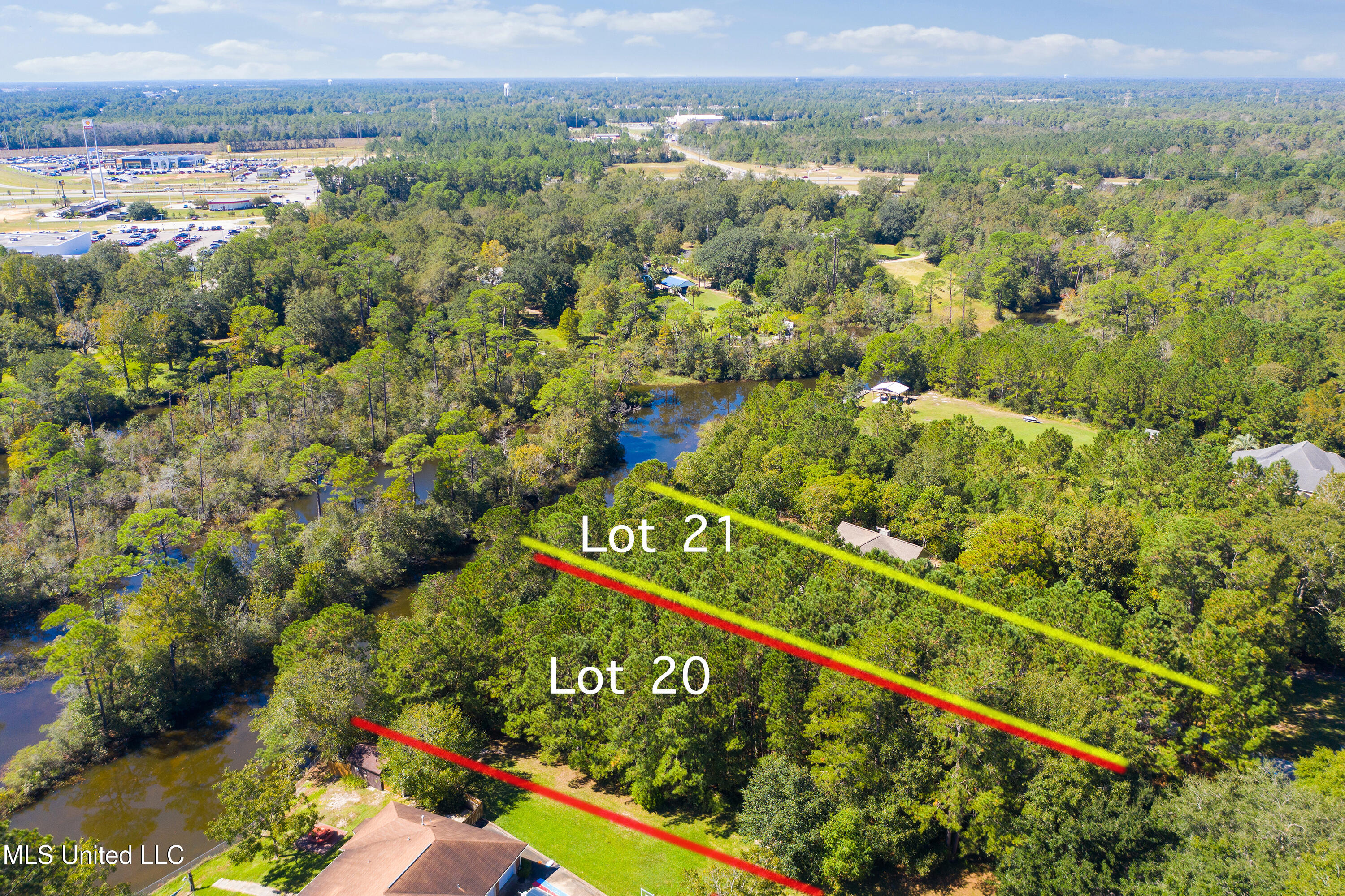 Creek Drive Property Photo 8