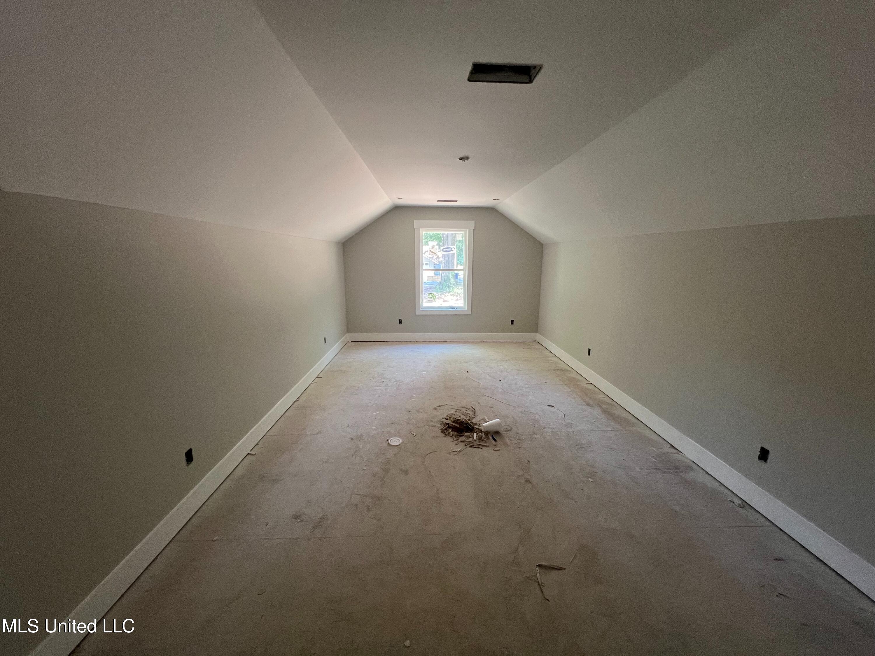 7356 Mockingbird Lane Property Photo 16