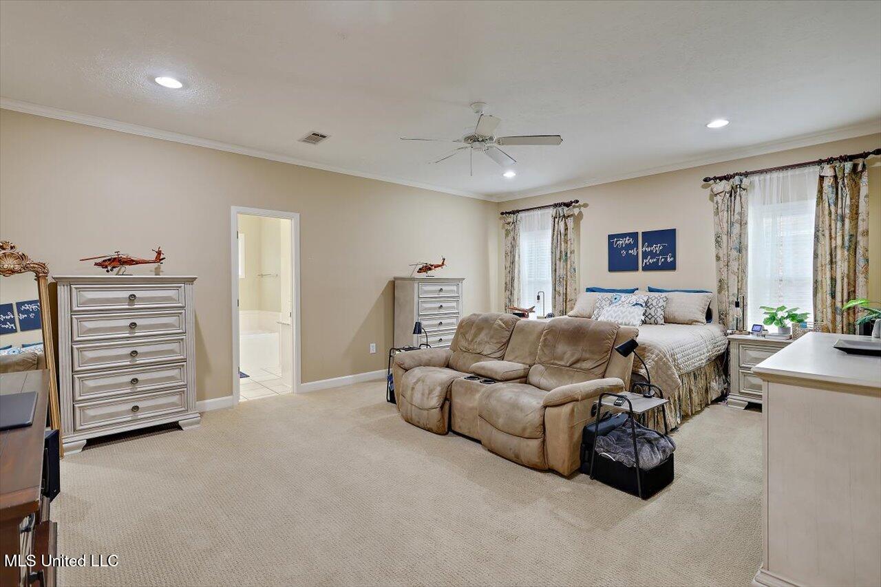614 Cliffview Drive Property Photo 17