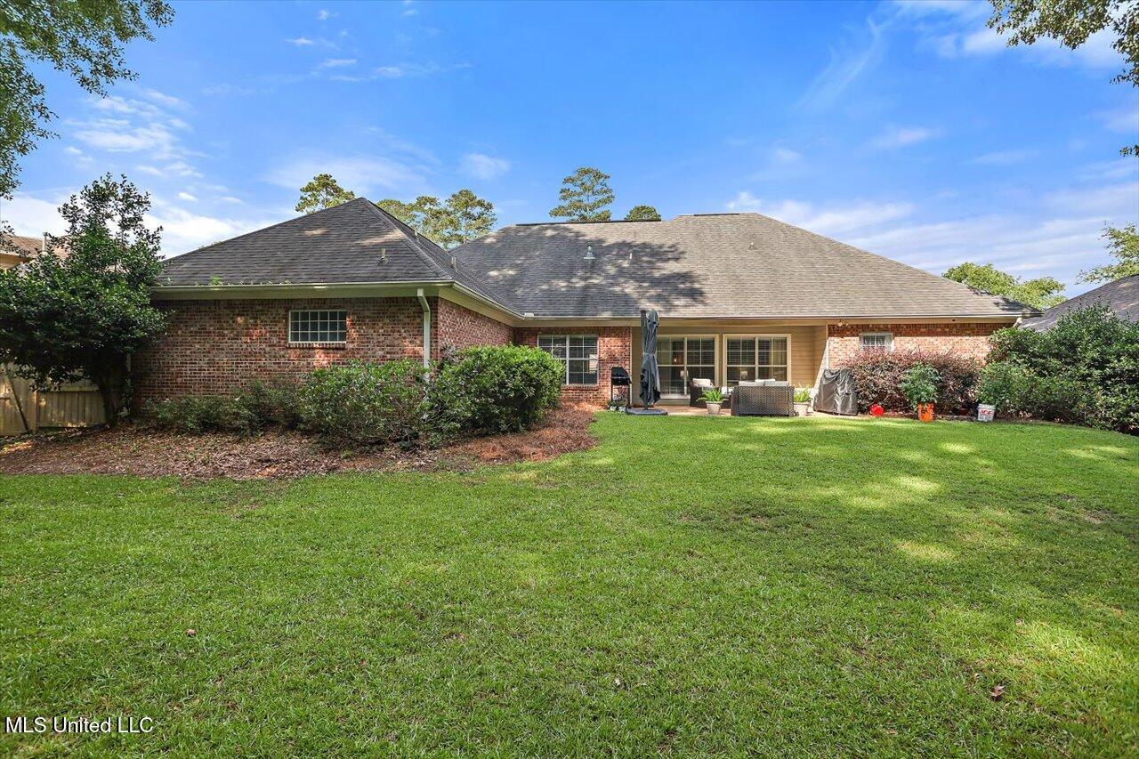 614 Cliffview Drive Property Photo 31
