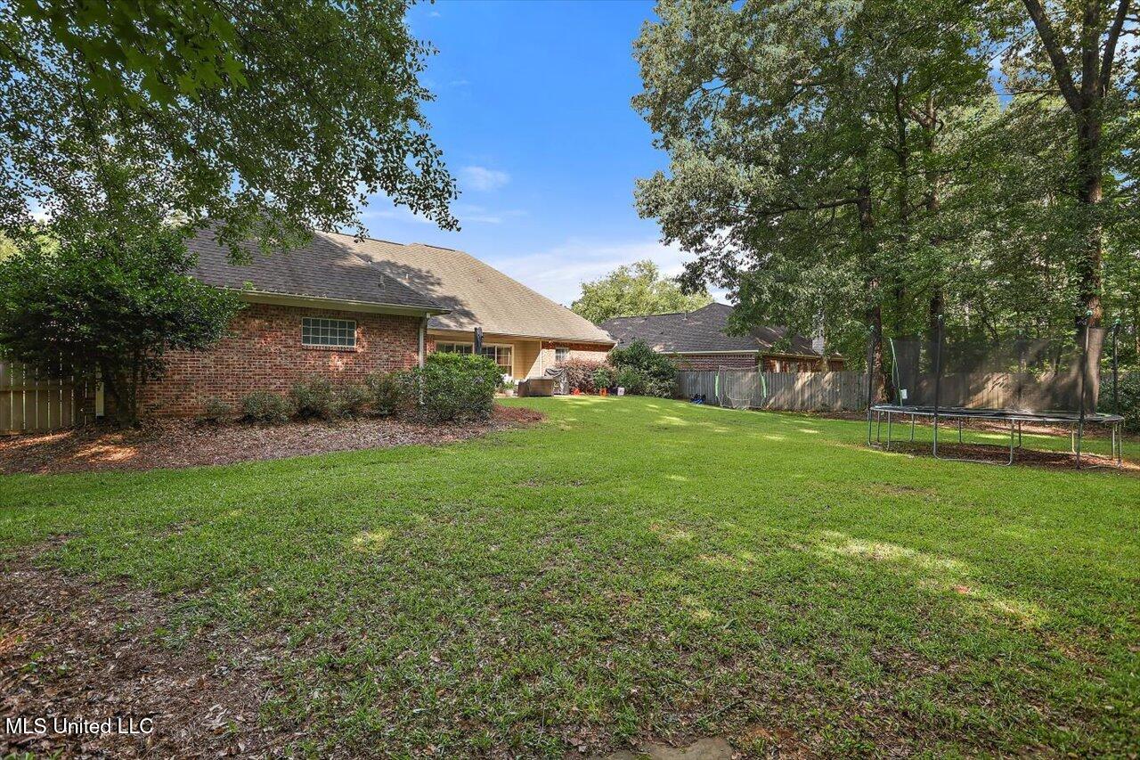 614 Cliffview Drive Property Photo 32