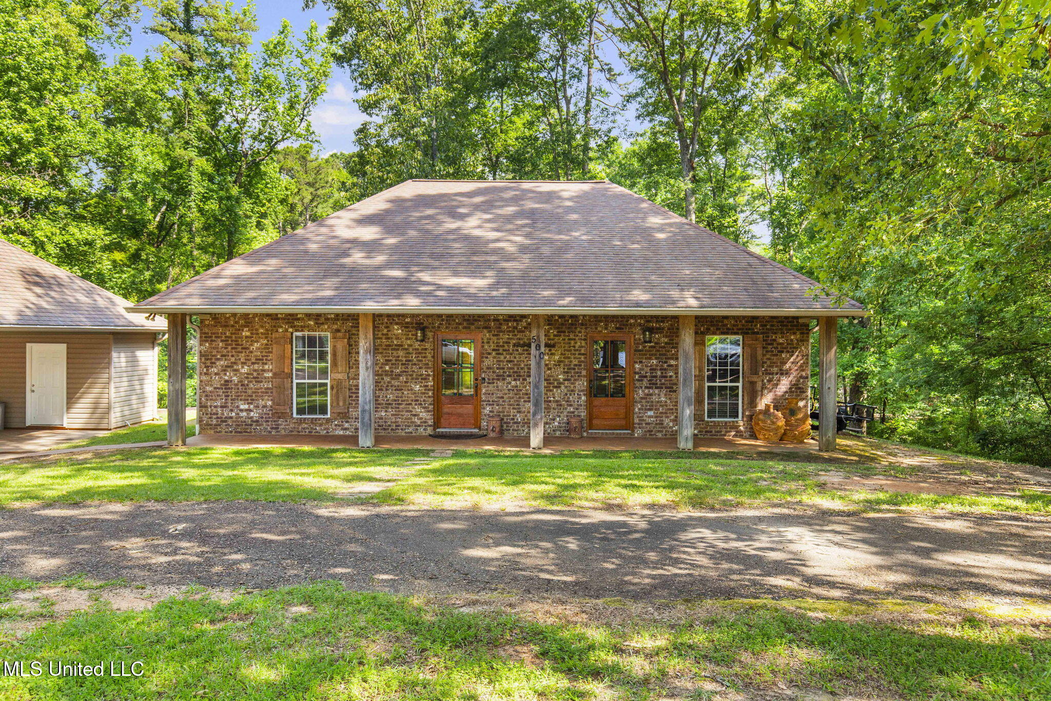 500 E Dewey Camp Drive Property Photo 4