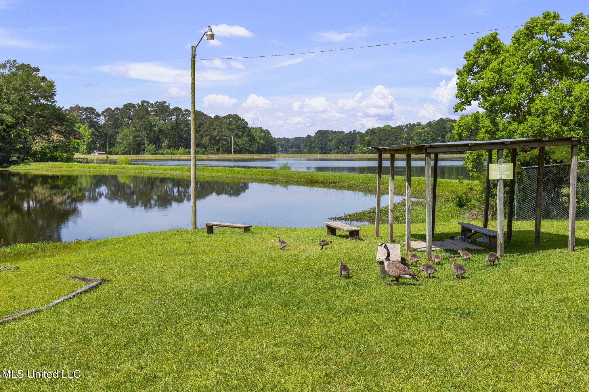 500 E Dewey Camp Drive Property Photo 44