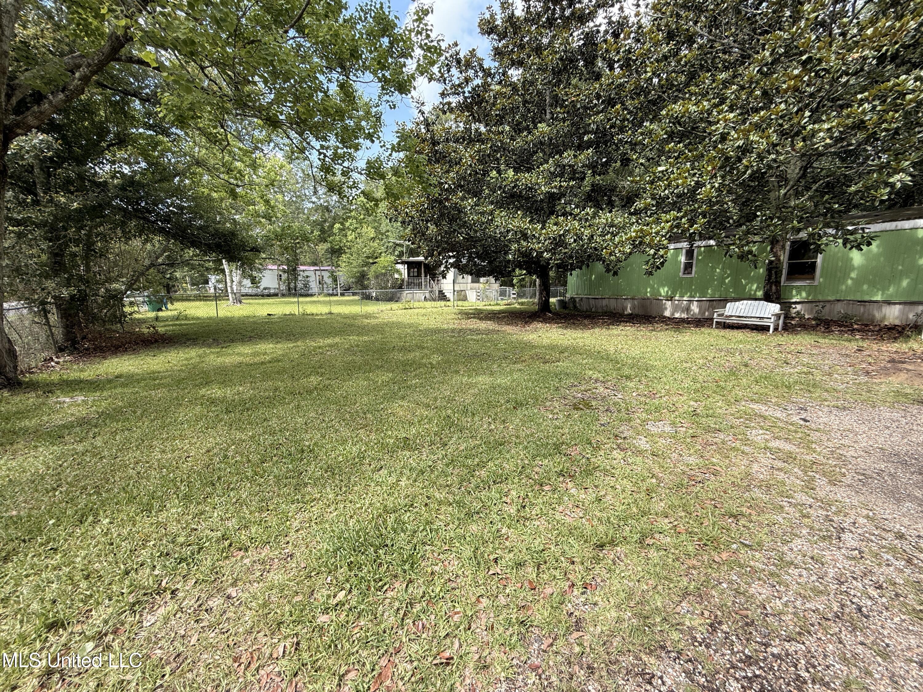 7825 Rockvale Drive Property Photo 6