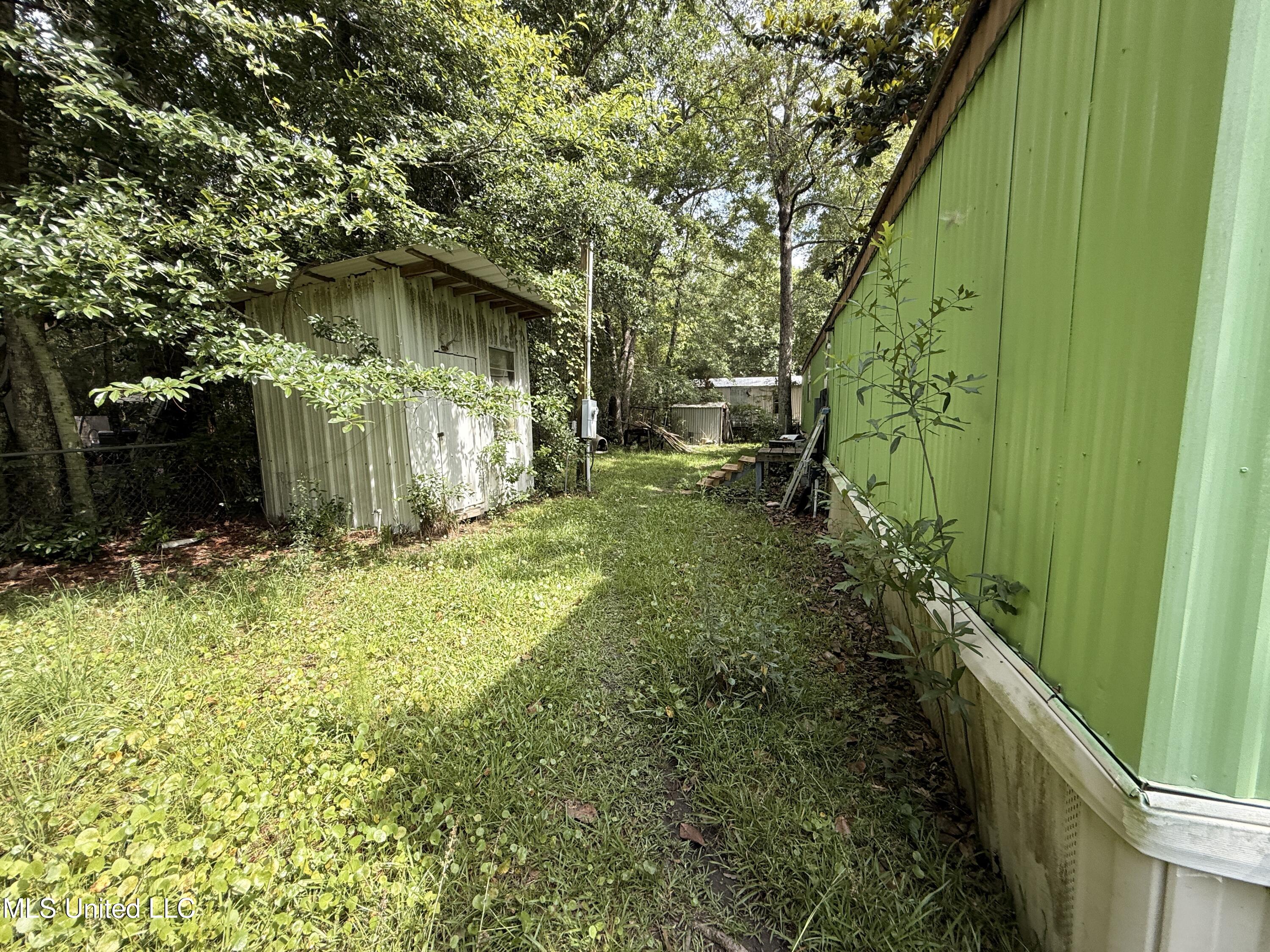 7825 Rockvale Drive Property Photo 13