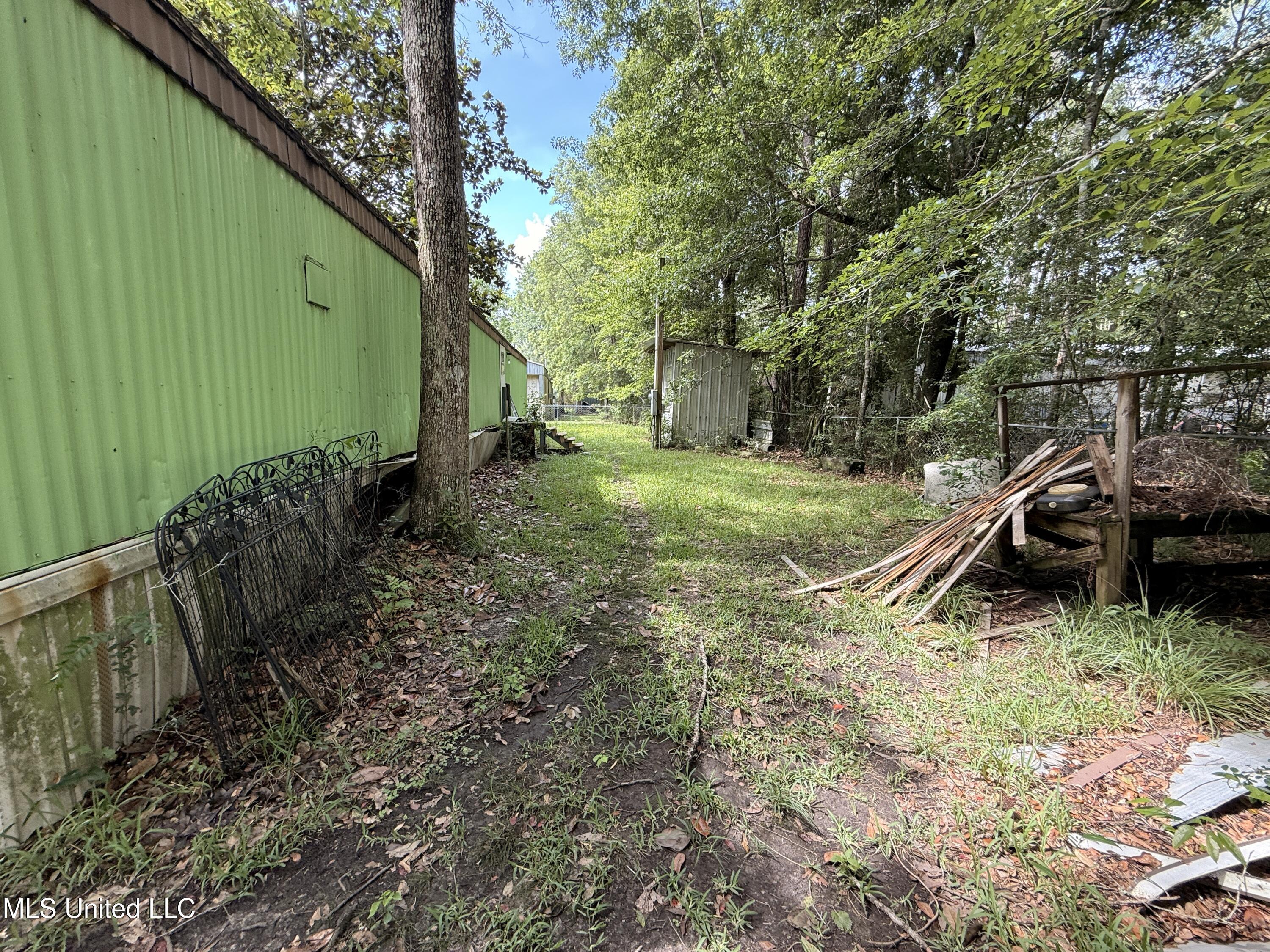 7825 Rockvale Drive Property Photo 15