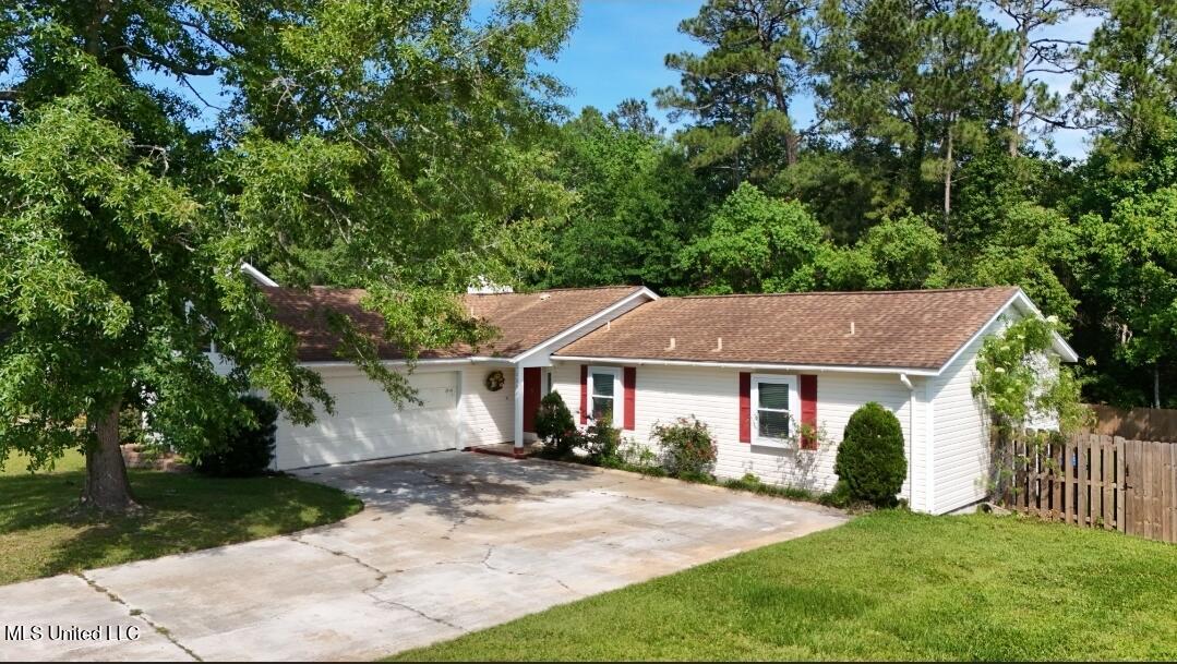 1334 Diller Road Property Photo 1