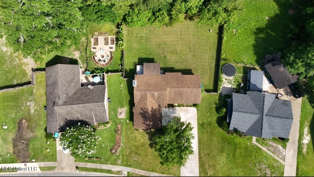 1334 Diller Road Property Photo 3