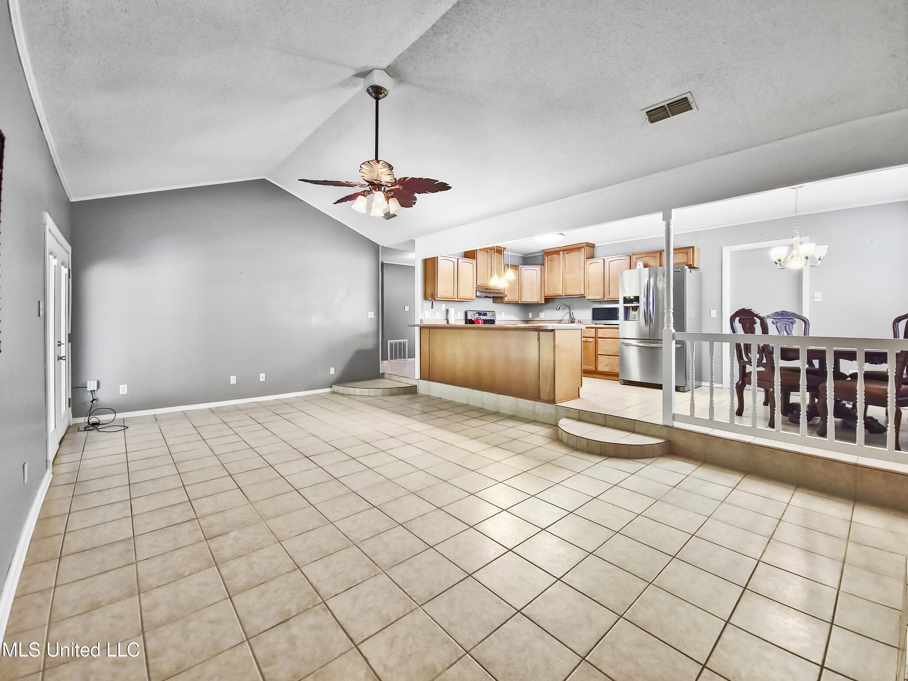 1334 Diller Road Property Photo 11