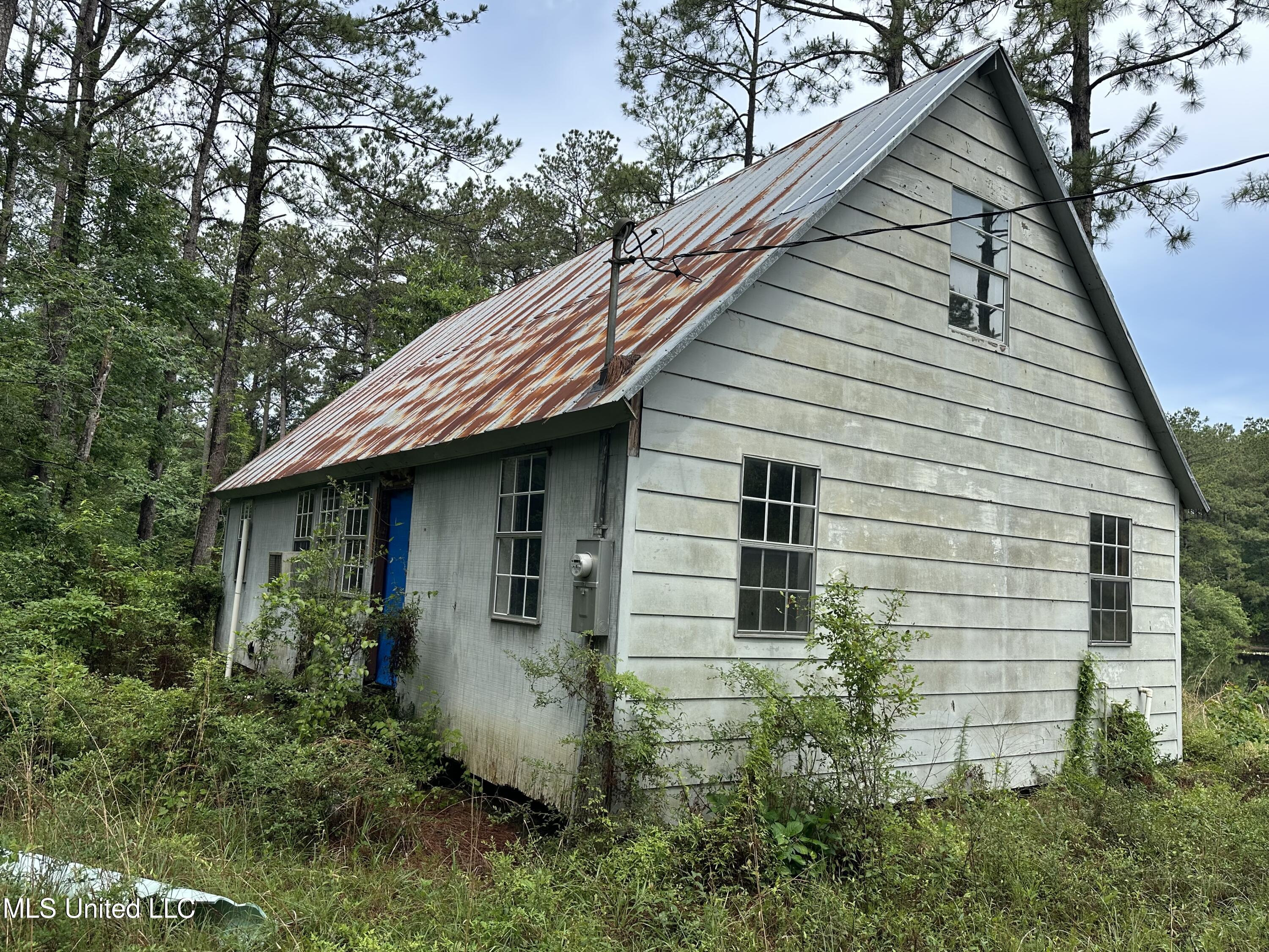 261 Tom Chance Road Property Photo 6