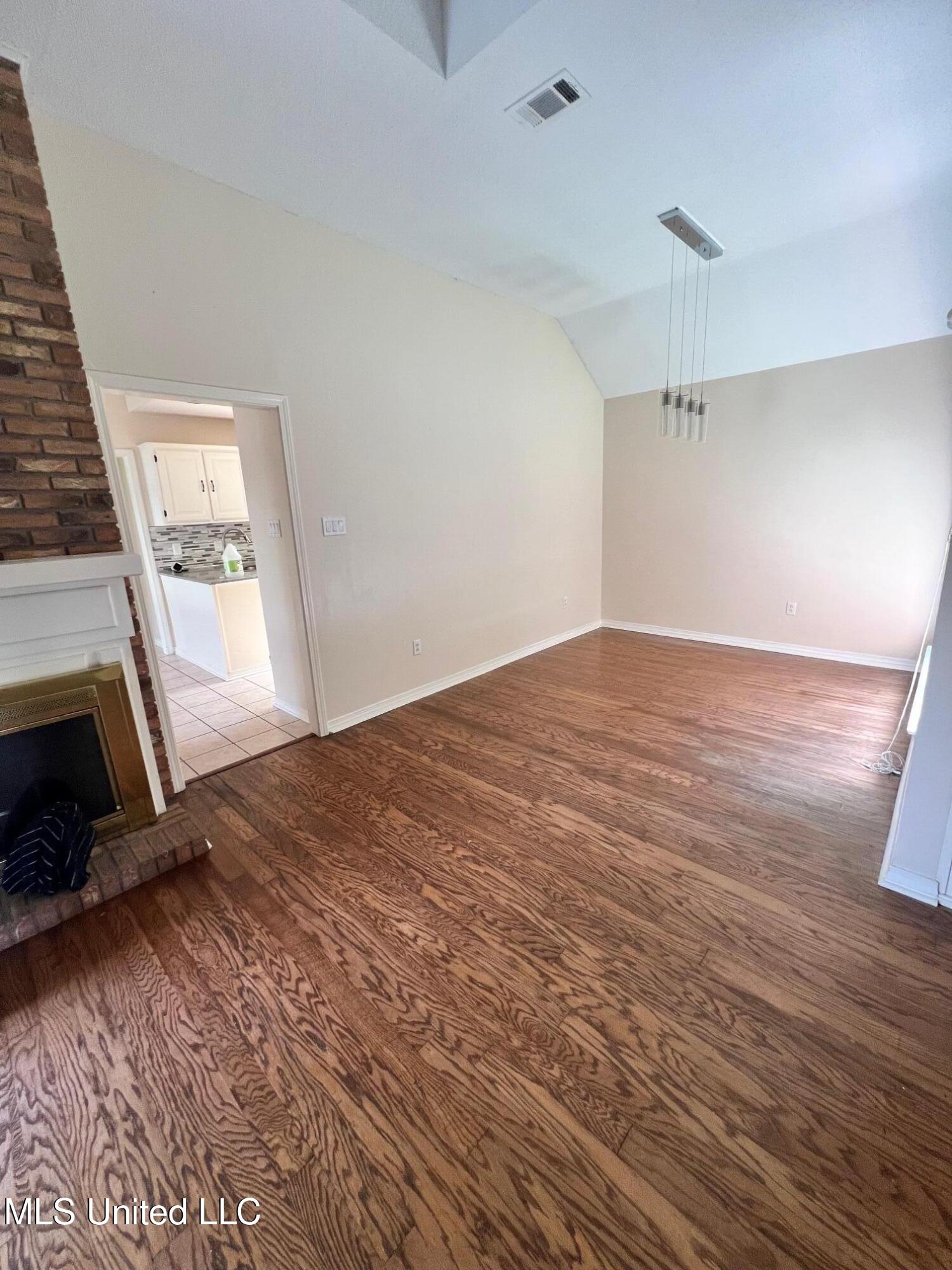 2617 Palmer Drive Property Photo 6