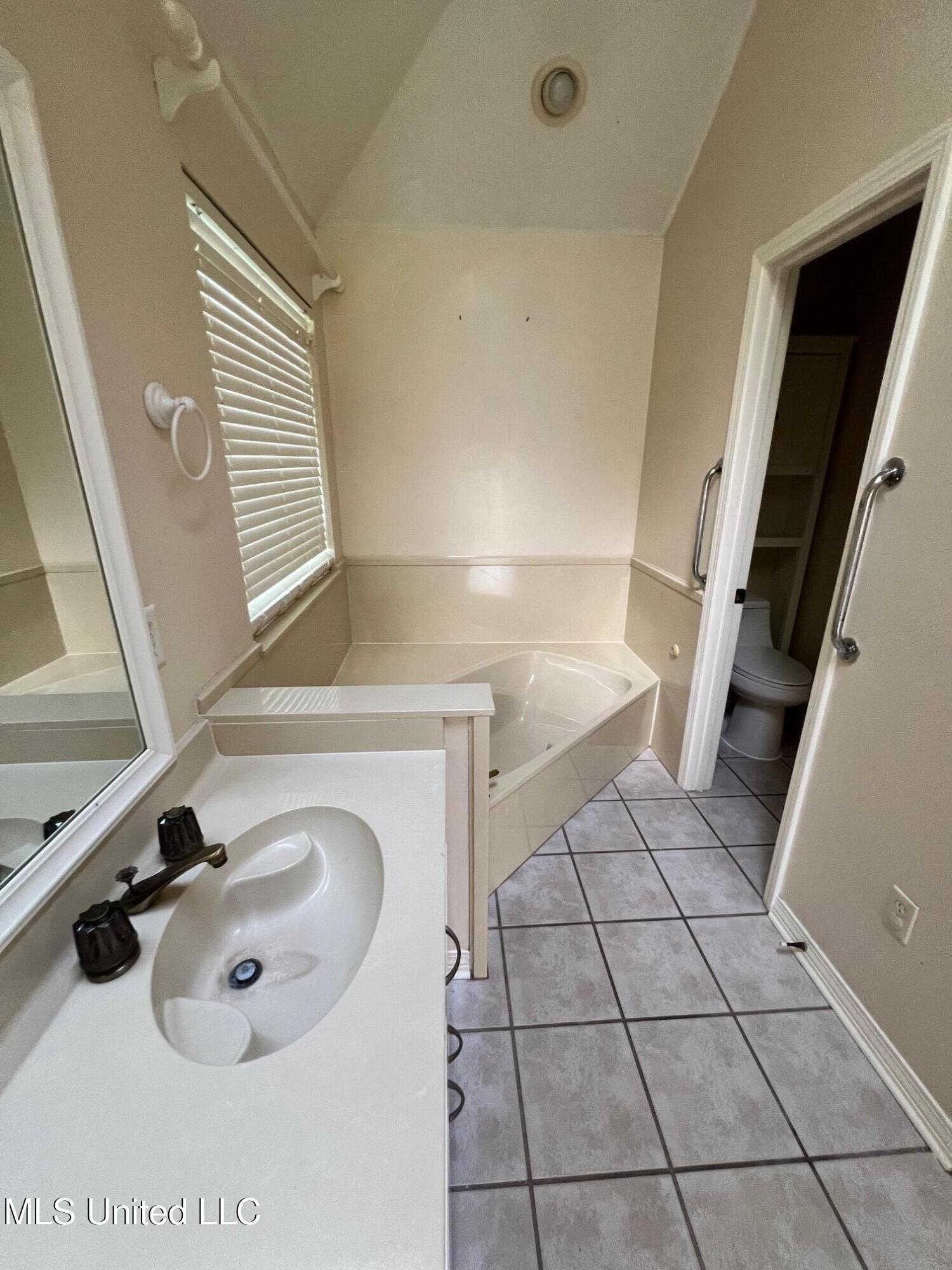 2617 Palmer Drive Property Photo 9