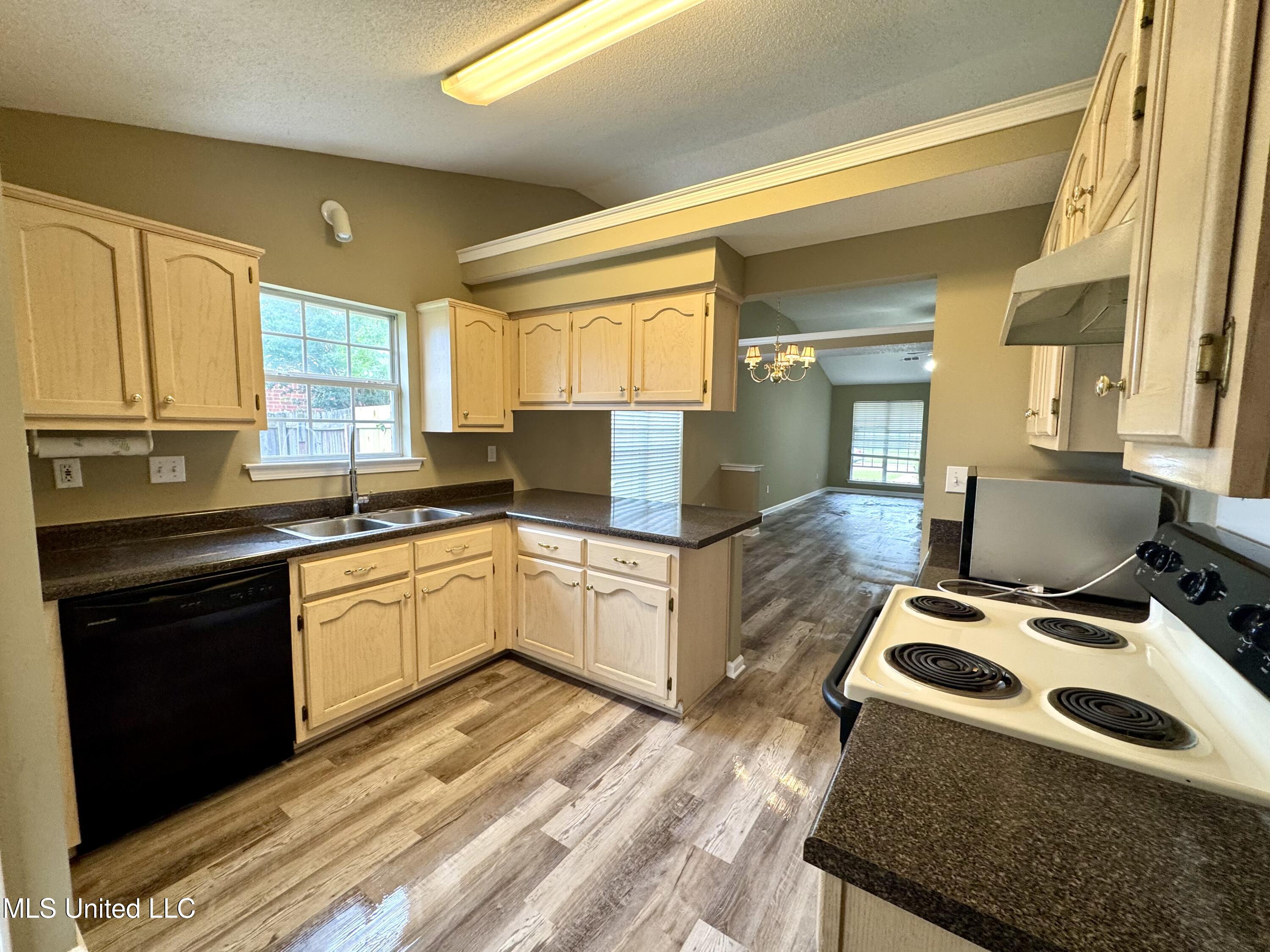 9197 S Kaitlyn Drive Property Photo 5