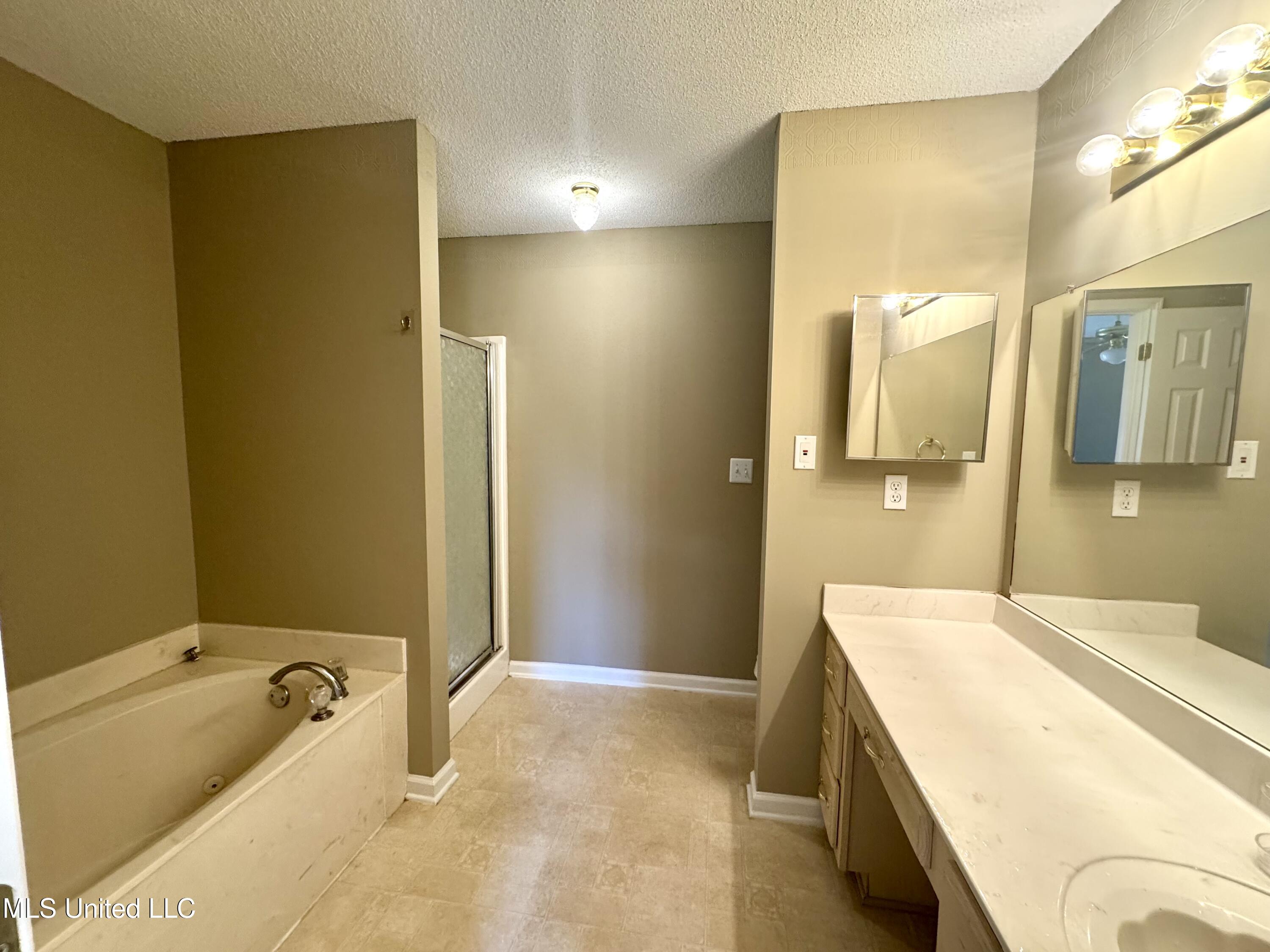 9197 S Kaitlyn Drive Property Photo 12