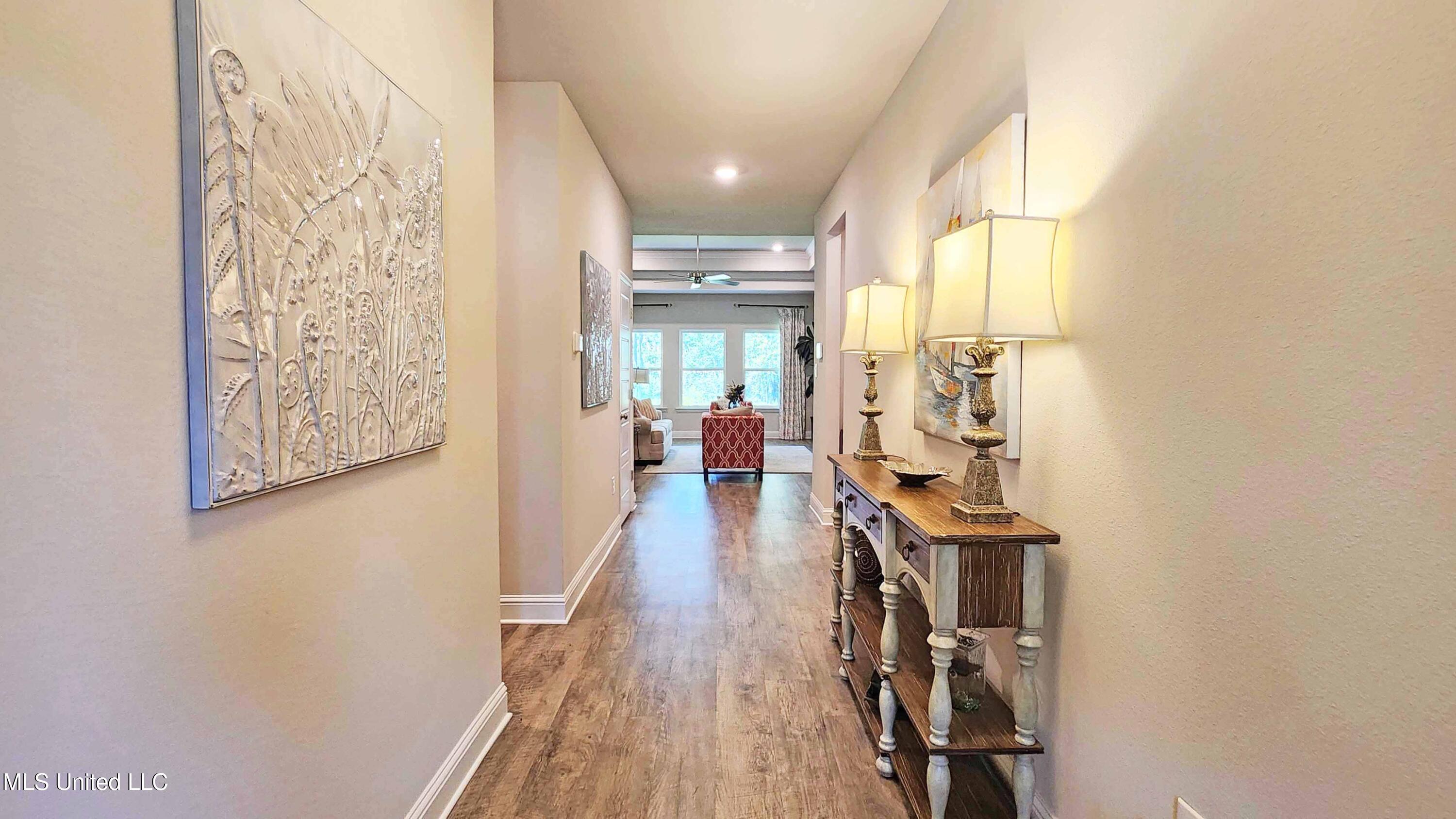 15109 Windmill Ridge Parkway Property Photo 3