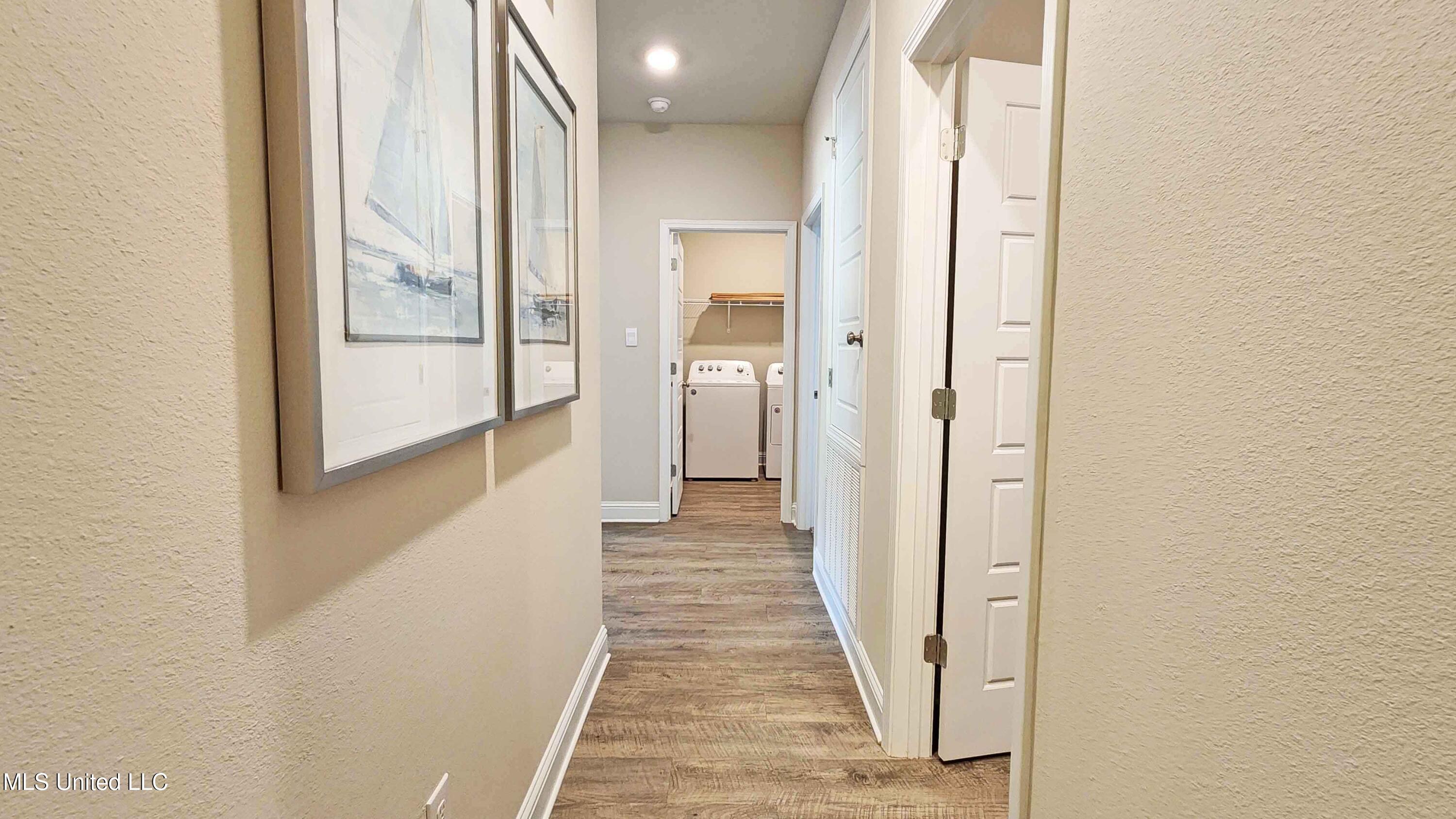 15109 Windmill Ridge Parkway Property Photo 4