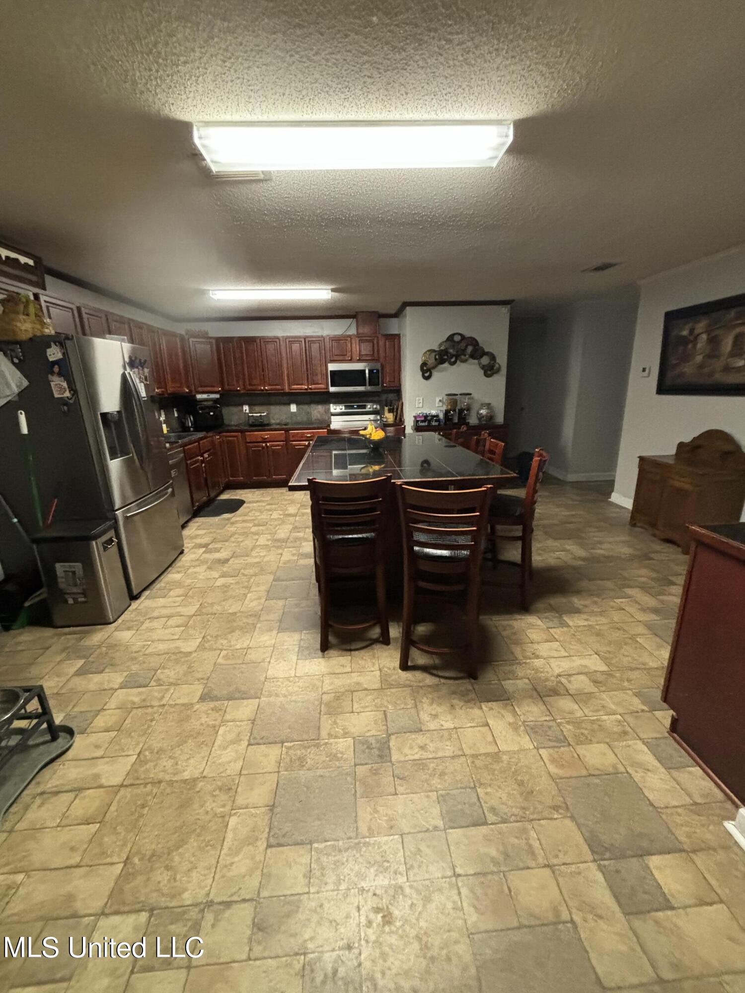 119 N Seashore Avenue Property Photo 8