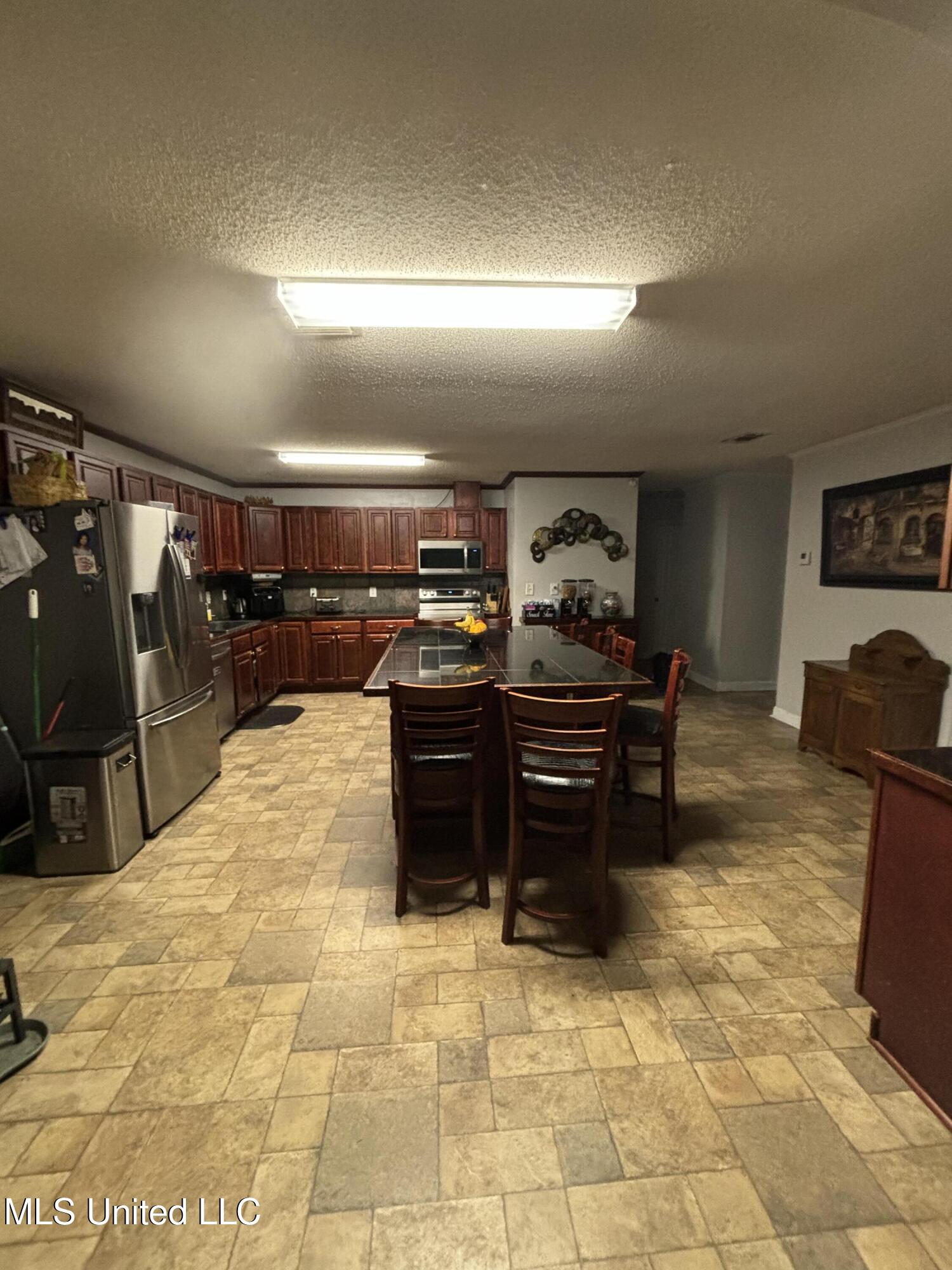 119 N Seashore Avenue Property Photo 11