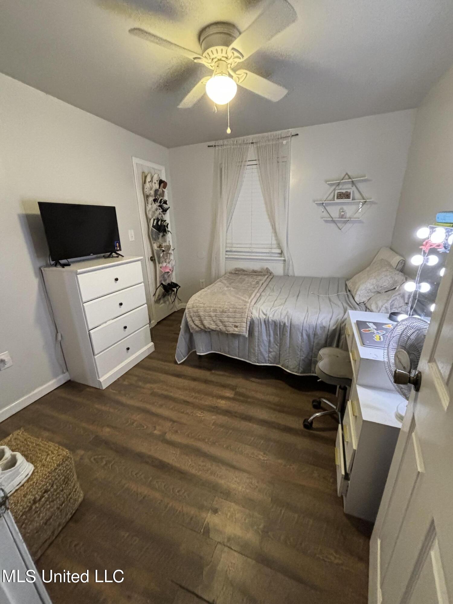 119 N Seashore Avenue Property Photo 17