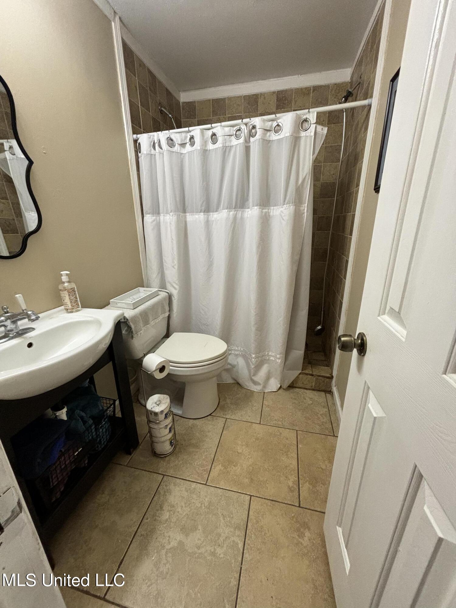 119 N Seashore Avenue Property Photo 18