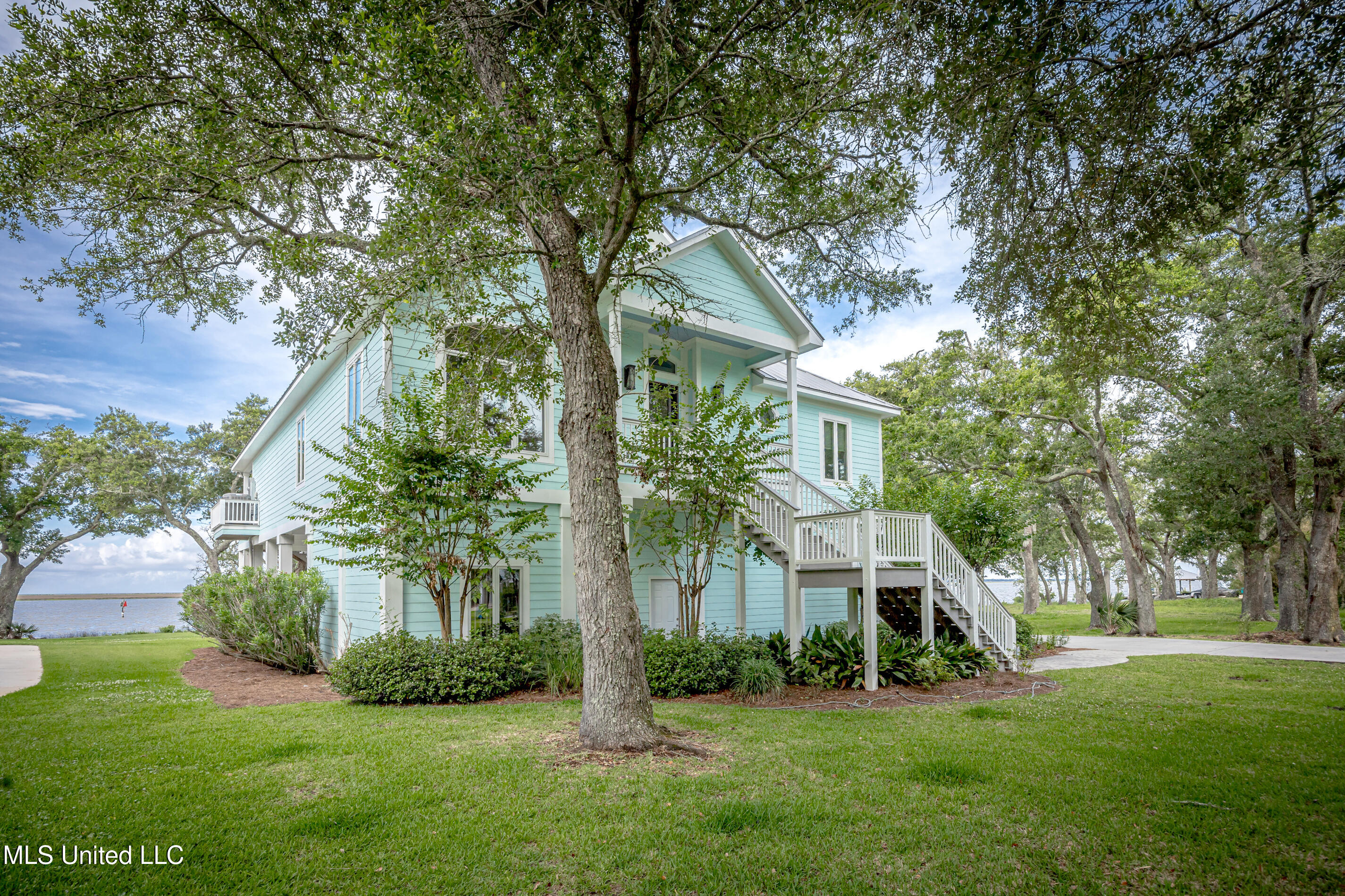 10805 Eagle Nest Road Property Photo 12