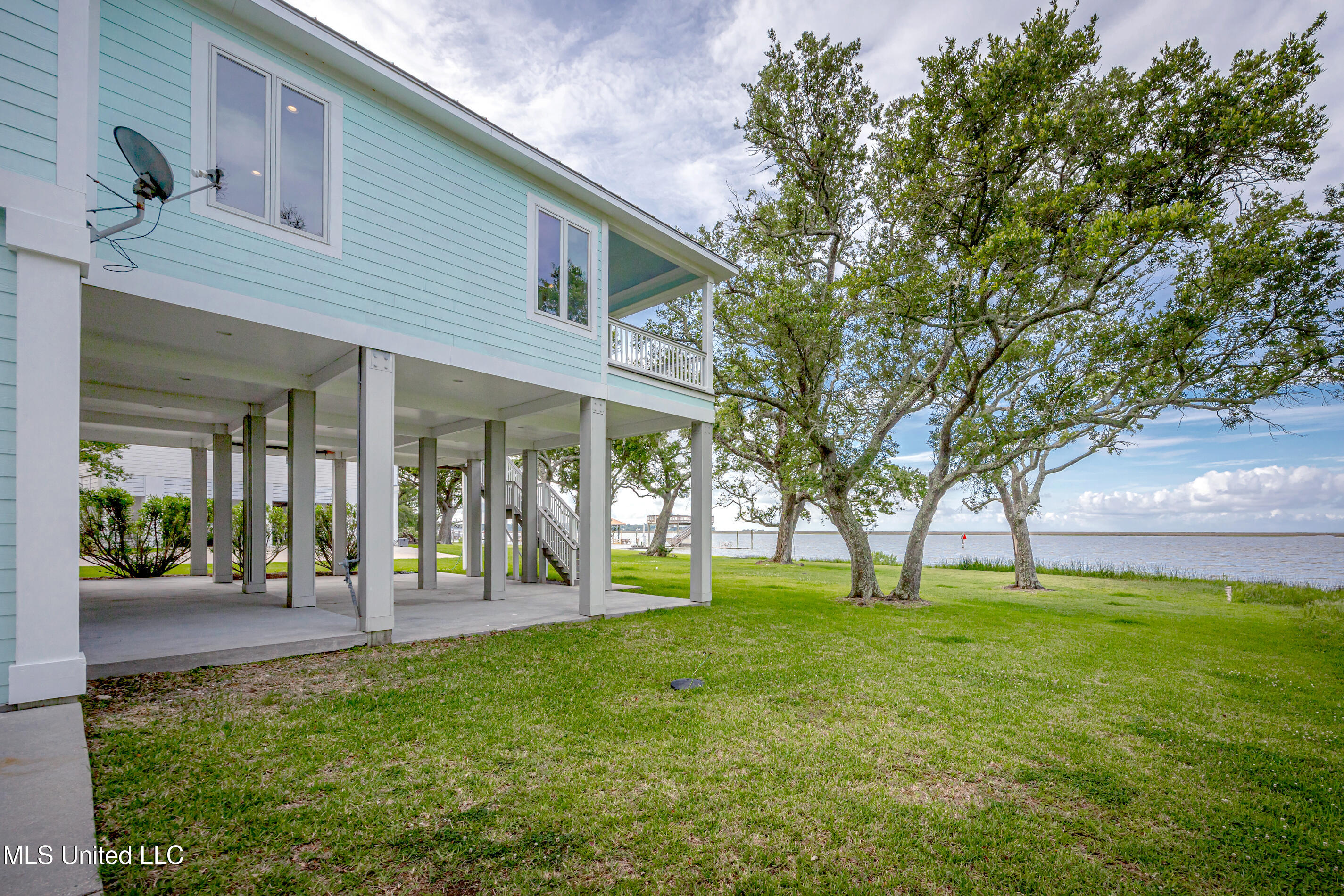 10805 Eagle Nest Road Property Photo 14