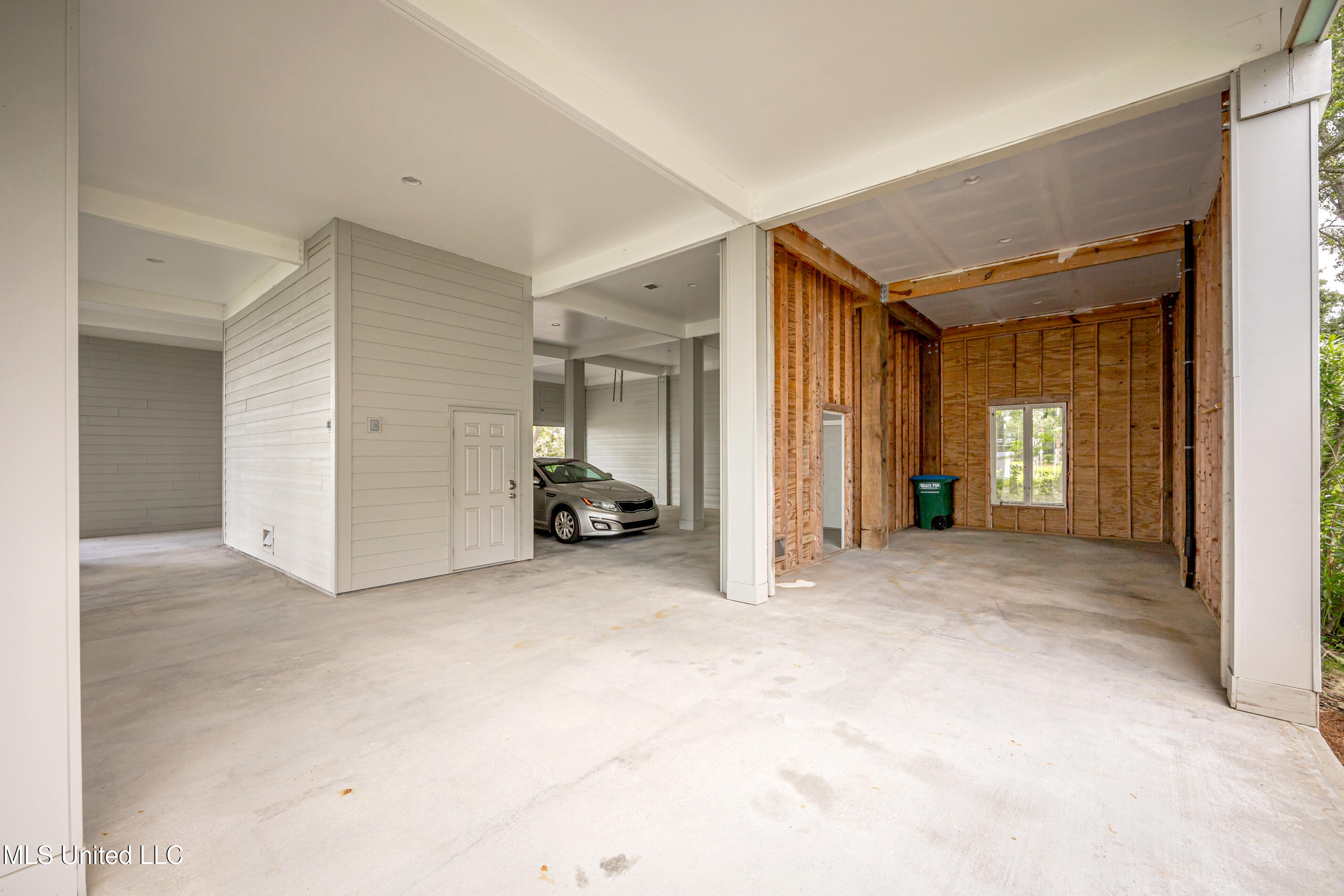 10805 Eagle Nest Road Property Photo 17