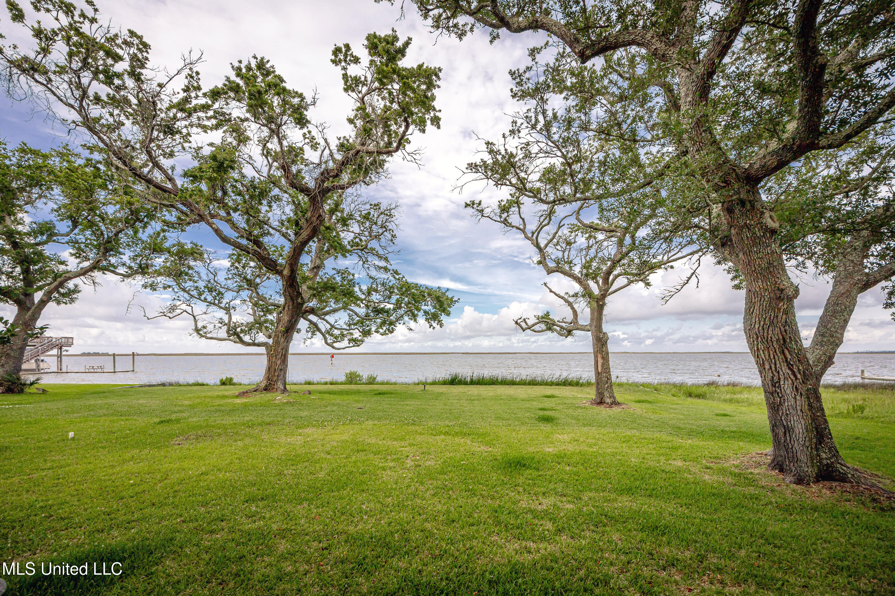 10805 Eagle Nest Road Property Photo 19