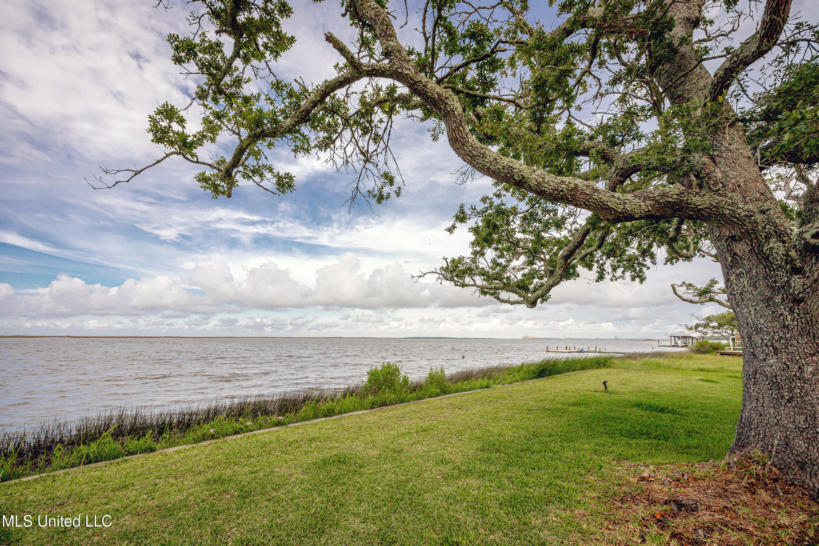 10805 Eagle Nest Road Property Photo 23