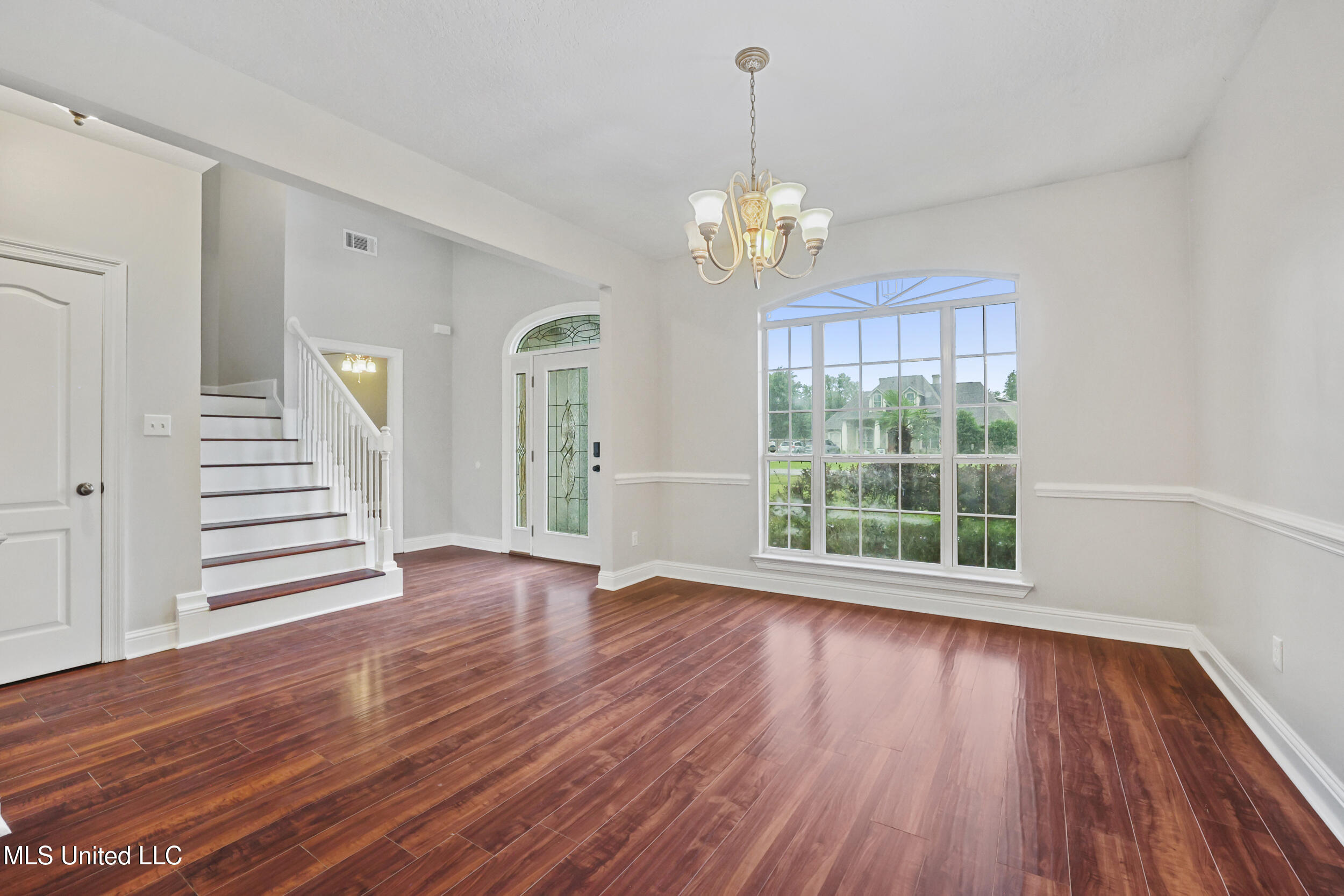 1817 Shelby Lane Property Photo 11