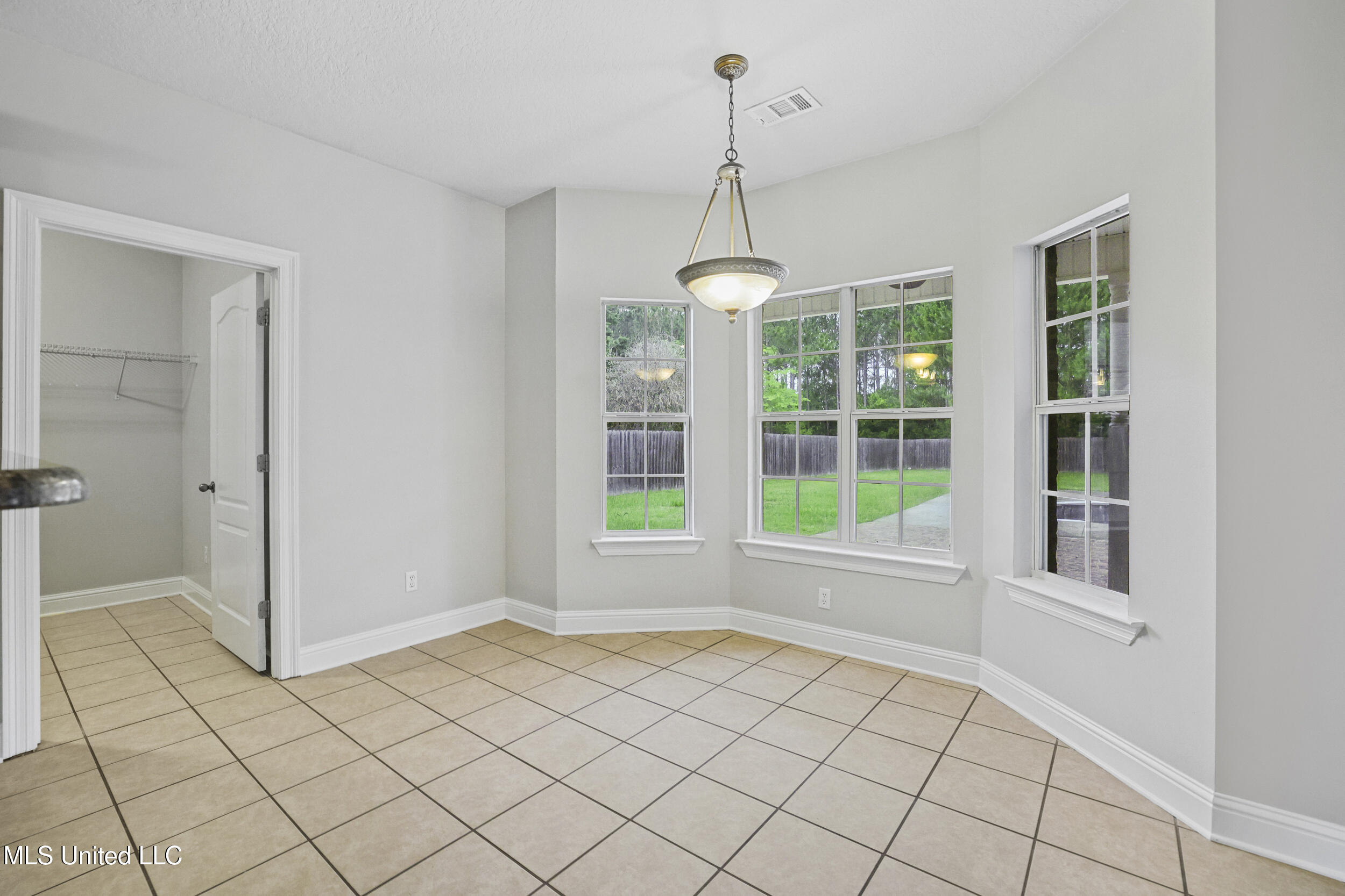1817 Shelby Lane Property Photo 17