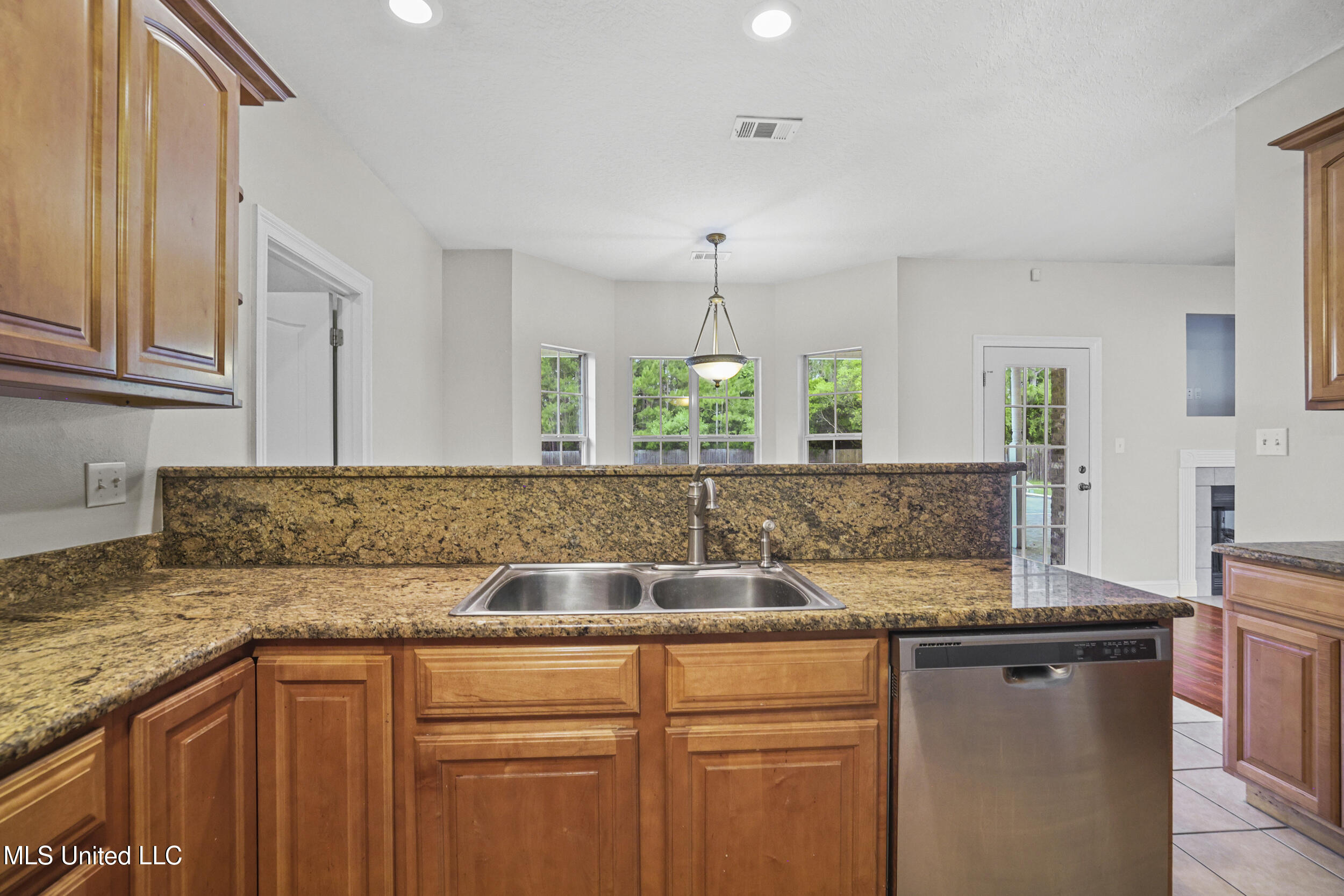 1817 Shelby Lane Property Photo 23