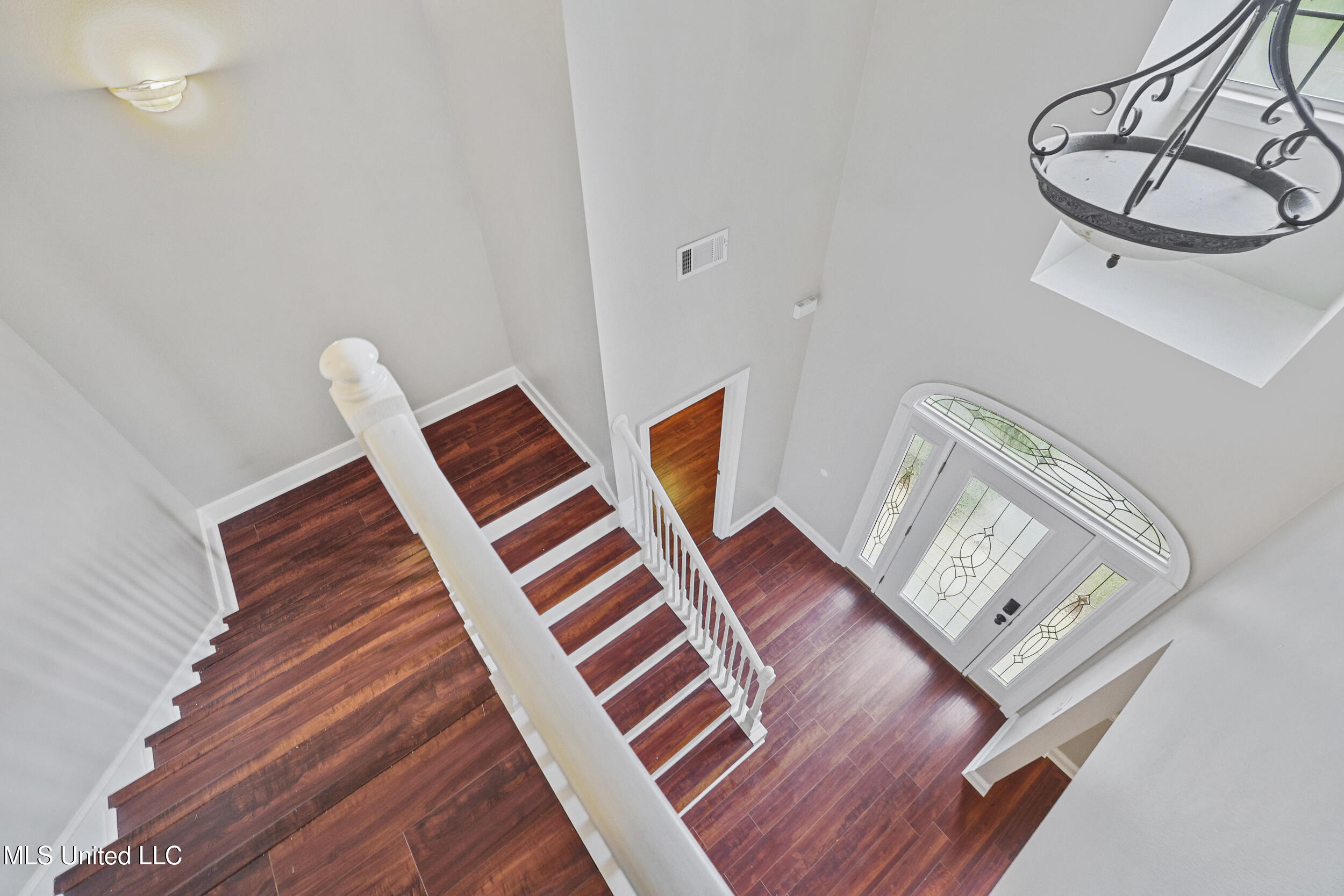 1817 Shelby Lane Property Photo 33