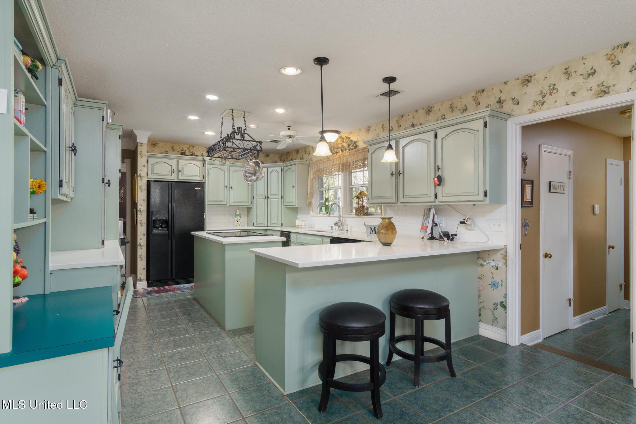 4519 Highway 589 Property Photo 11