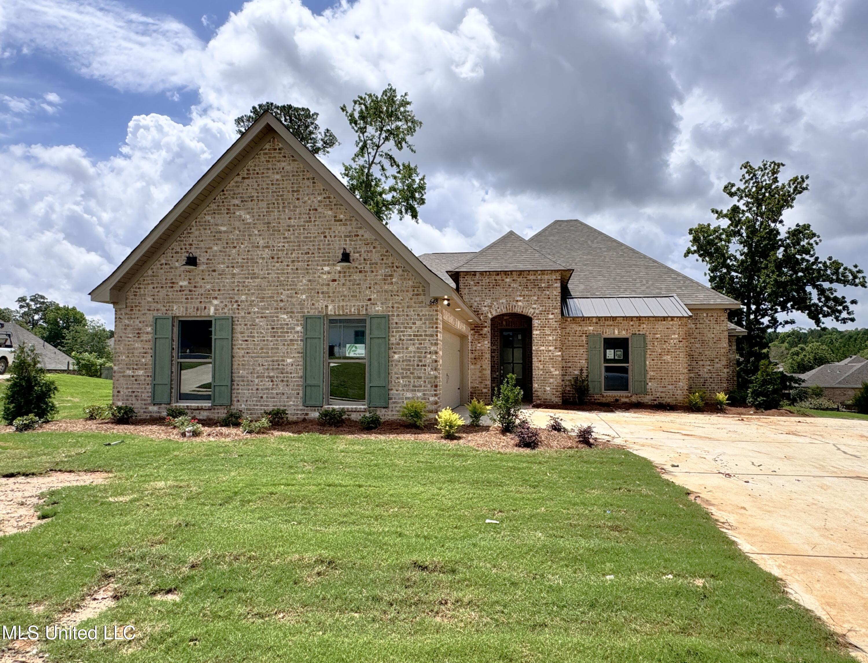 648 Prosperity Place Property Photo 1