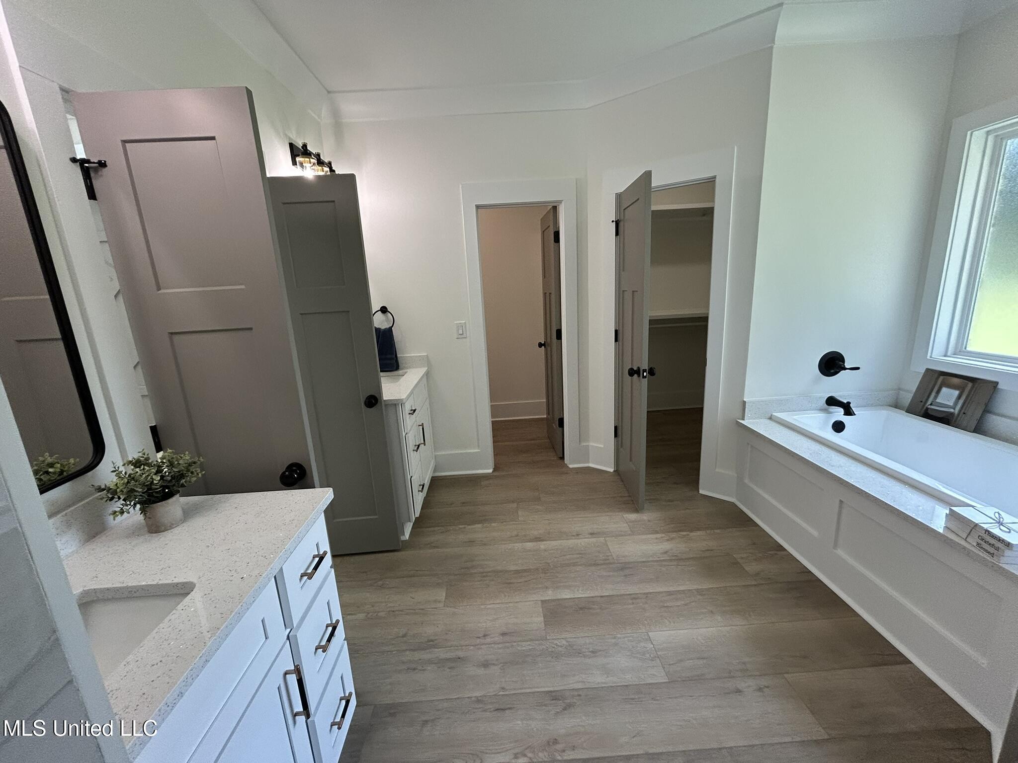 3076 Highland Avenue Property Photo 14
