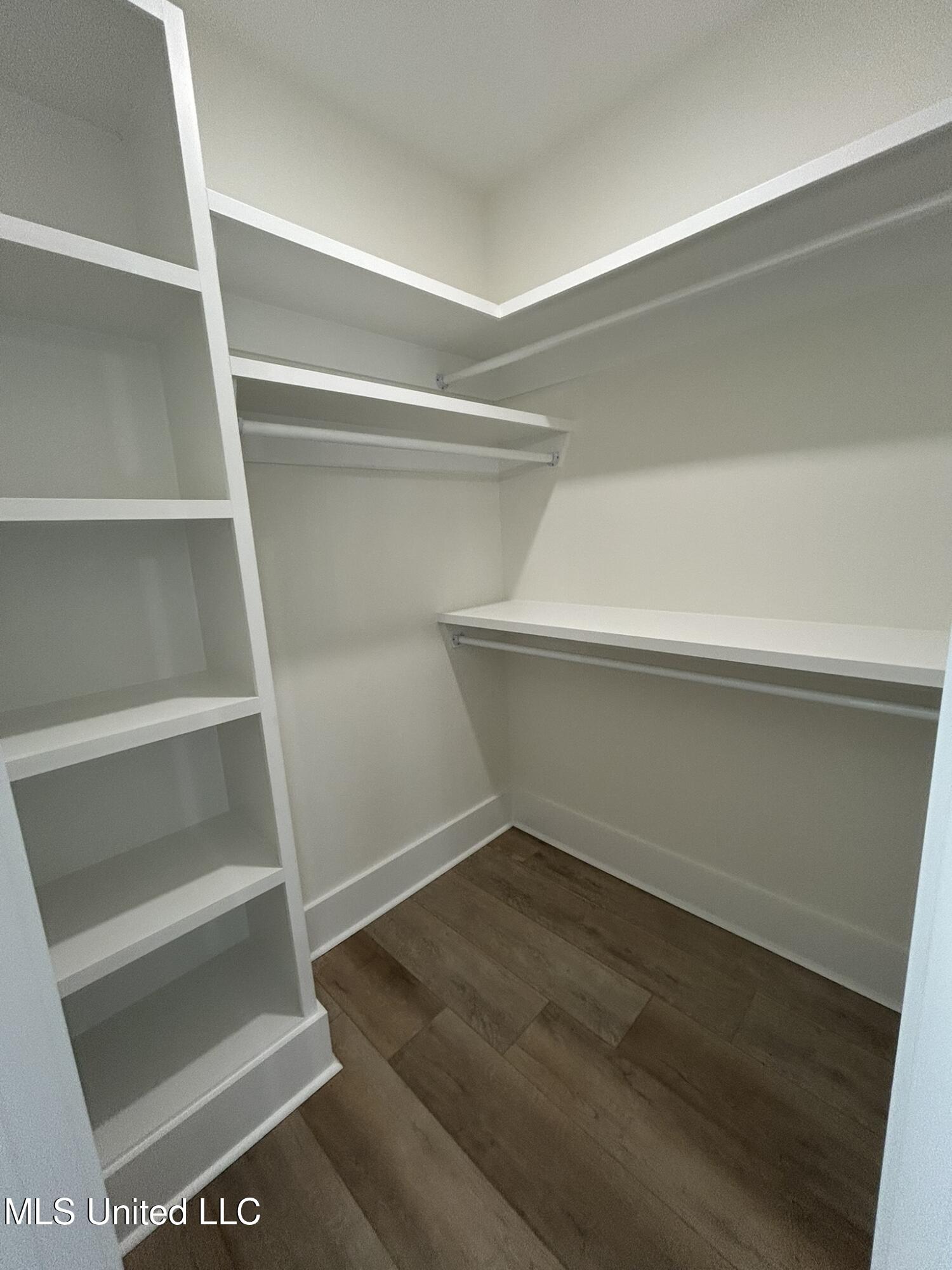 3076 Highland Avenue Property Photo 16