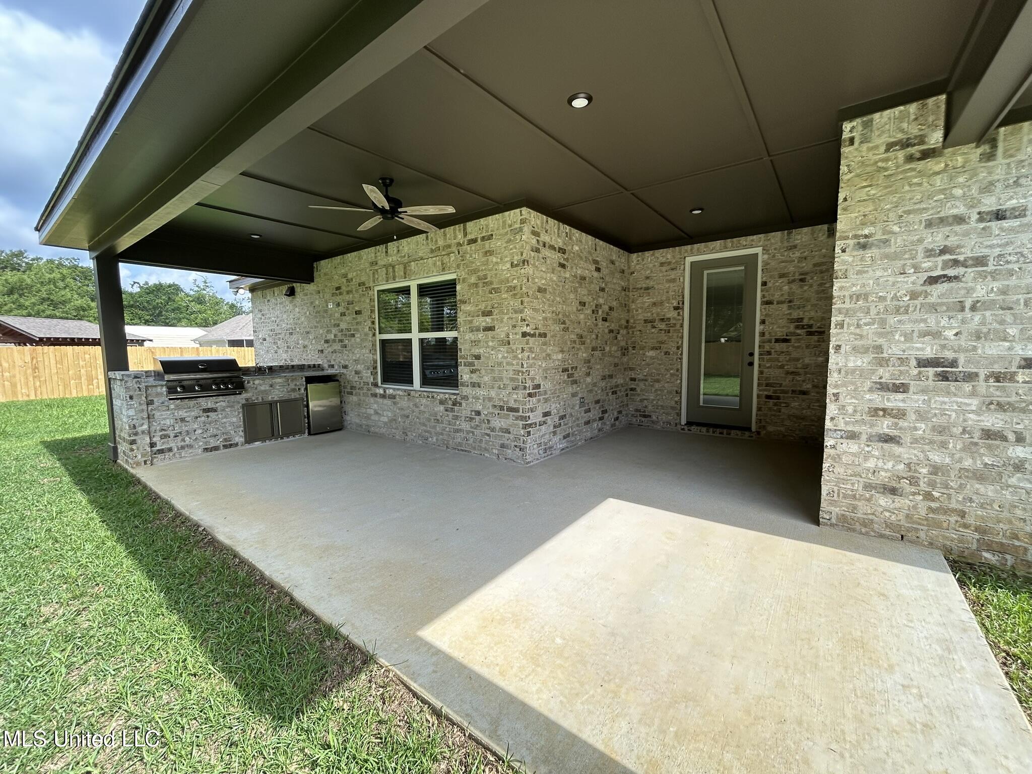 3076 Highland Avenue Property Photo 26