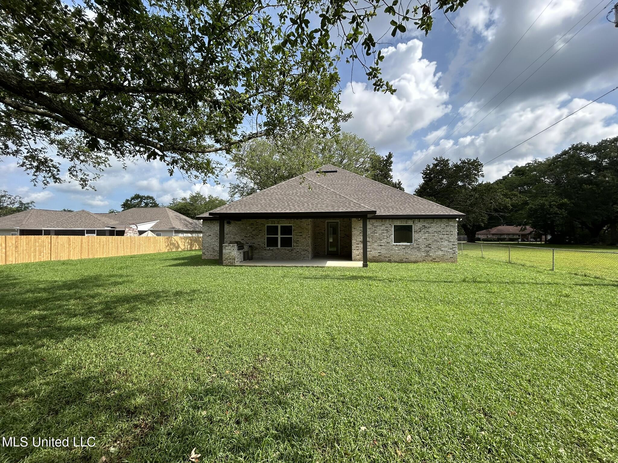 3076 Highland Avenue Property Photo 27