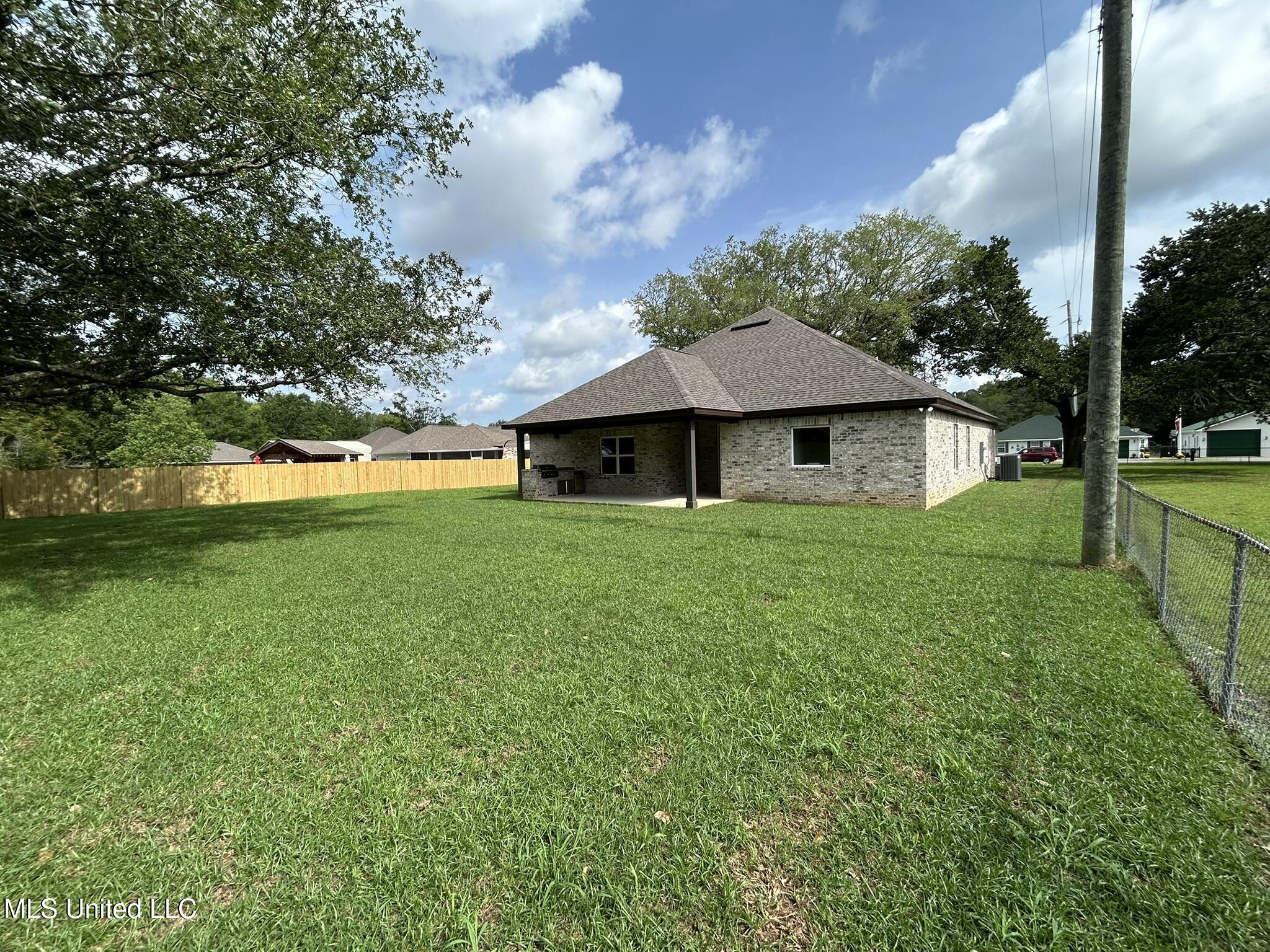 3076 Highland Avenue Property Photo 28